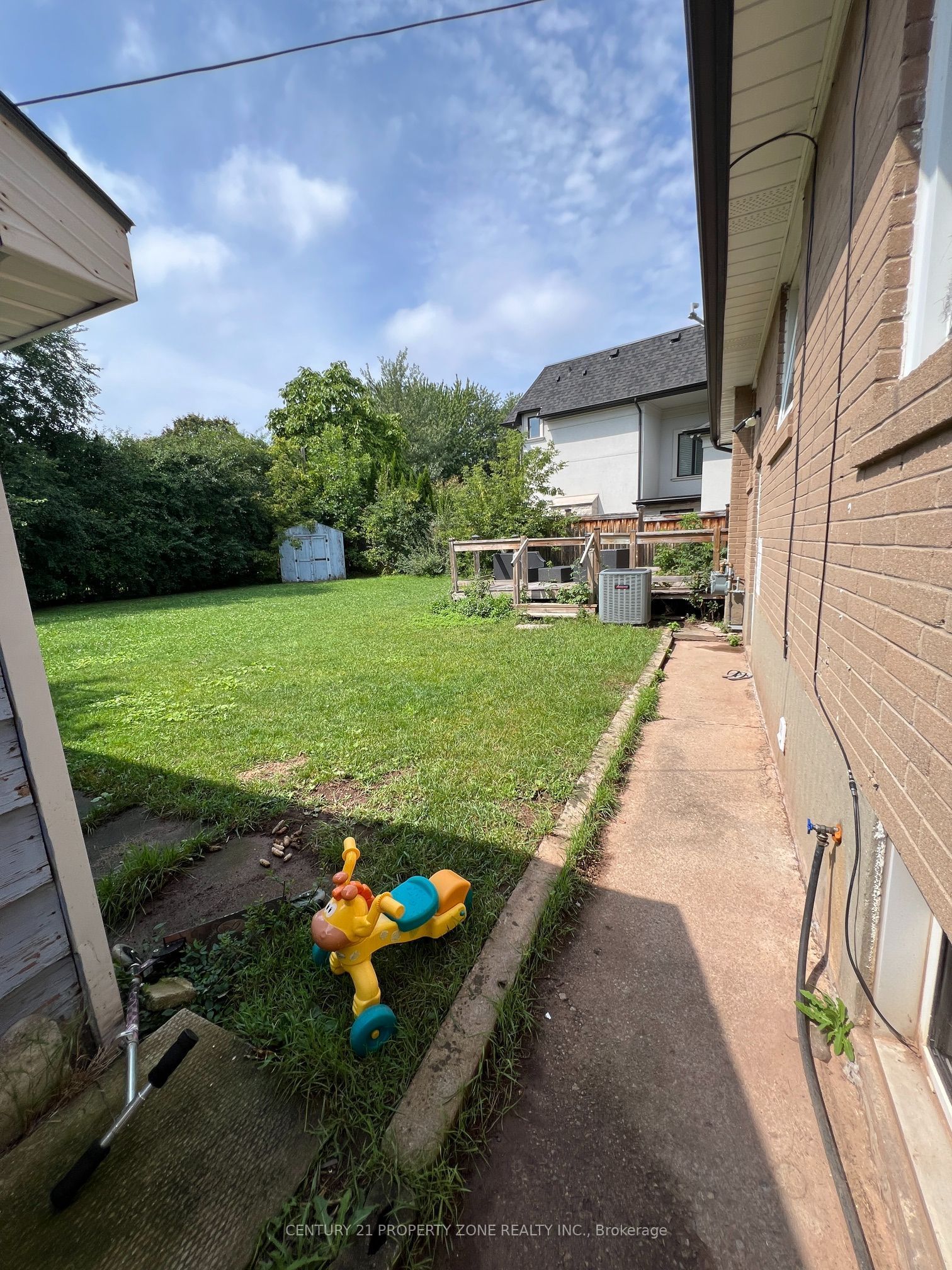 556 Sherin Drive Property Photo 18