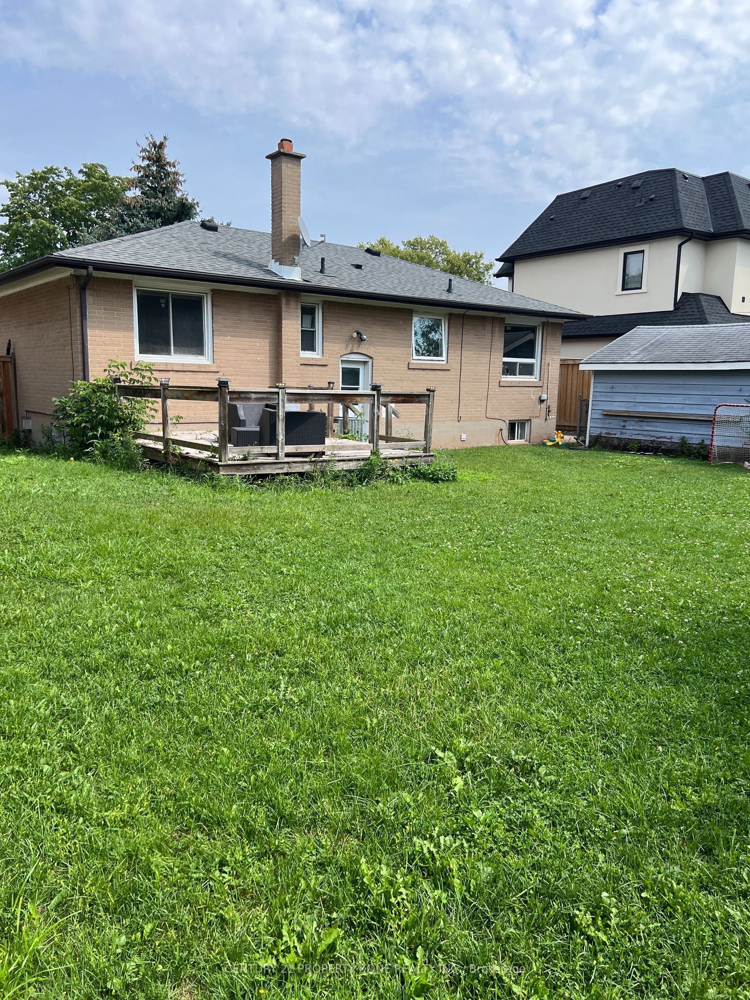 556 Sherin Drive Property Photo 22