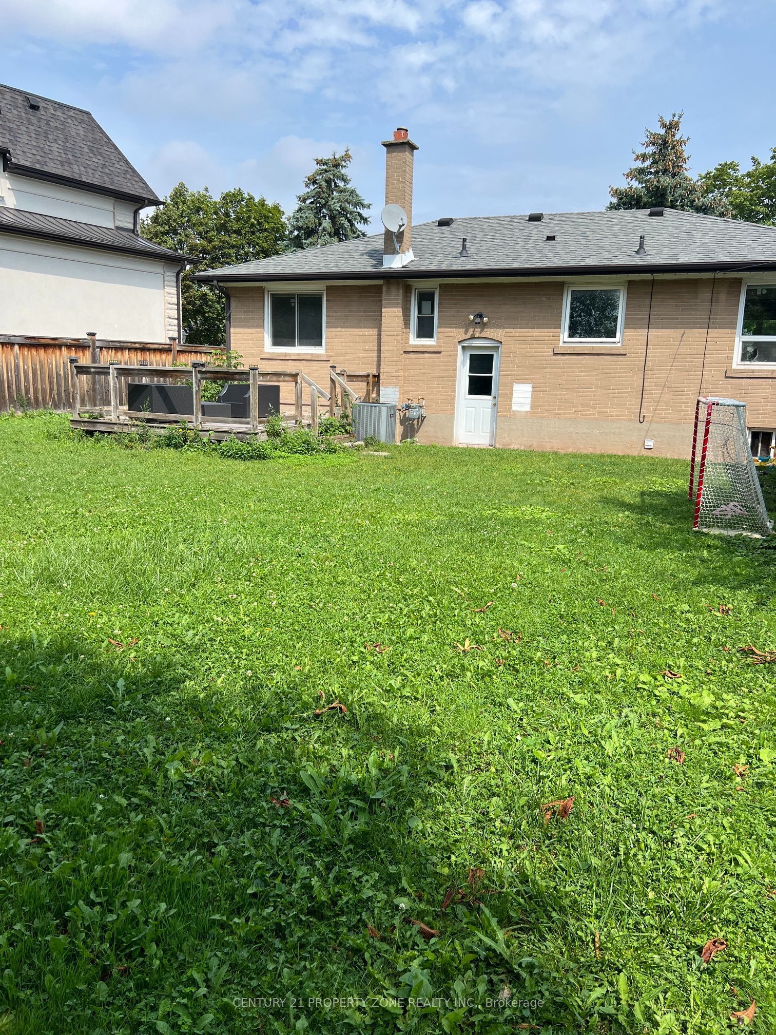 556 Sherin Drive Property Photo 23