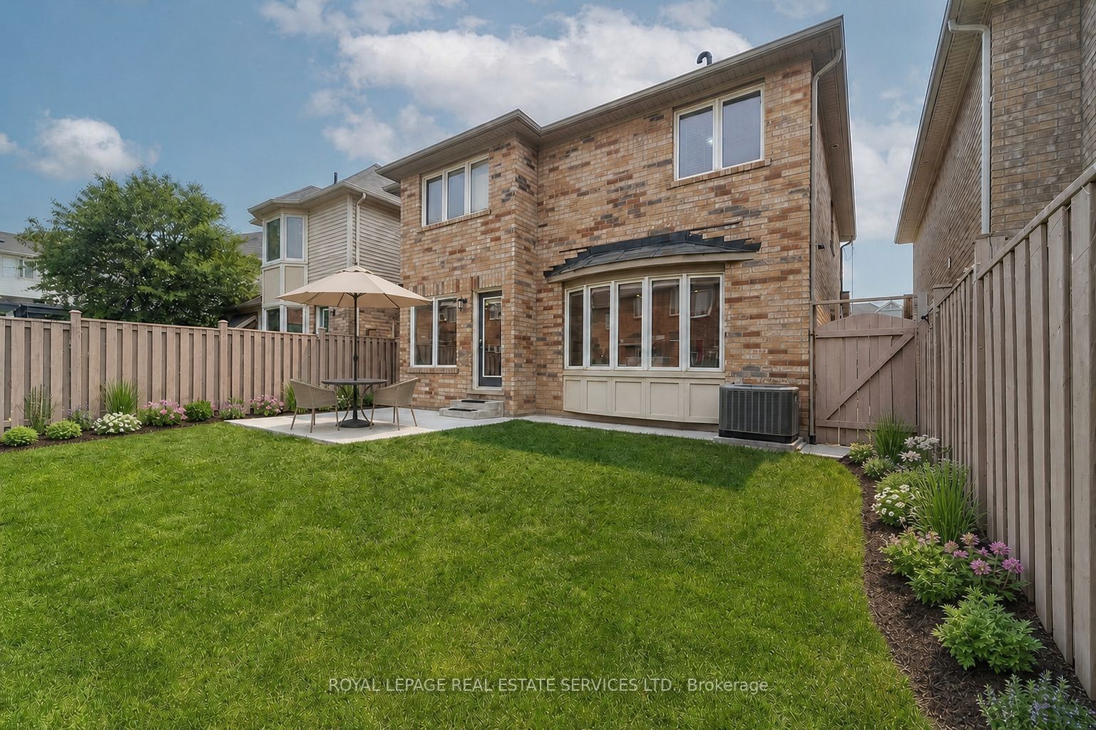 243 Mcdougall Cross Property Photo 15