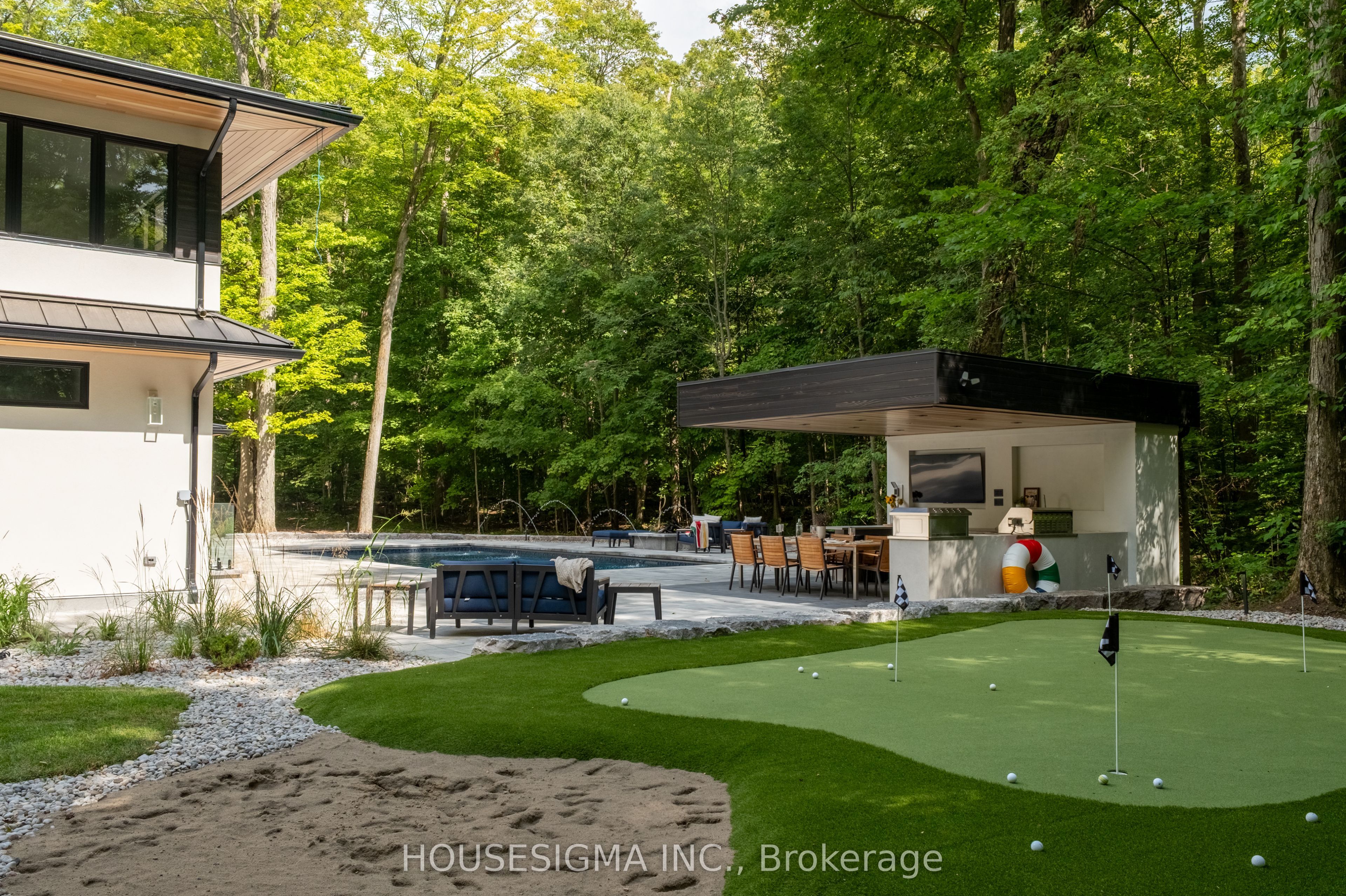 7 Maple Meadow Court Property Photo 46
