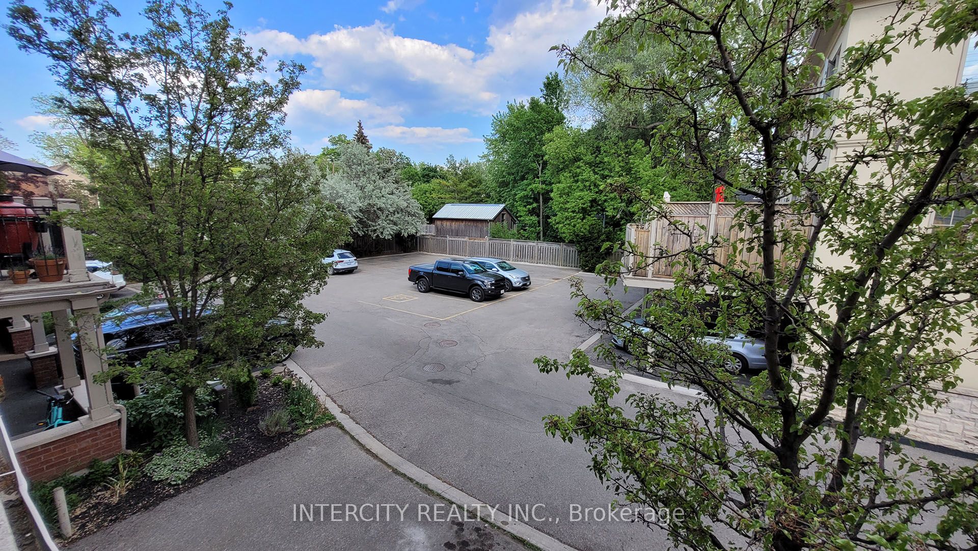 86 Lakeshore Road W Property Photo 30