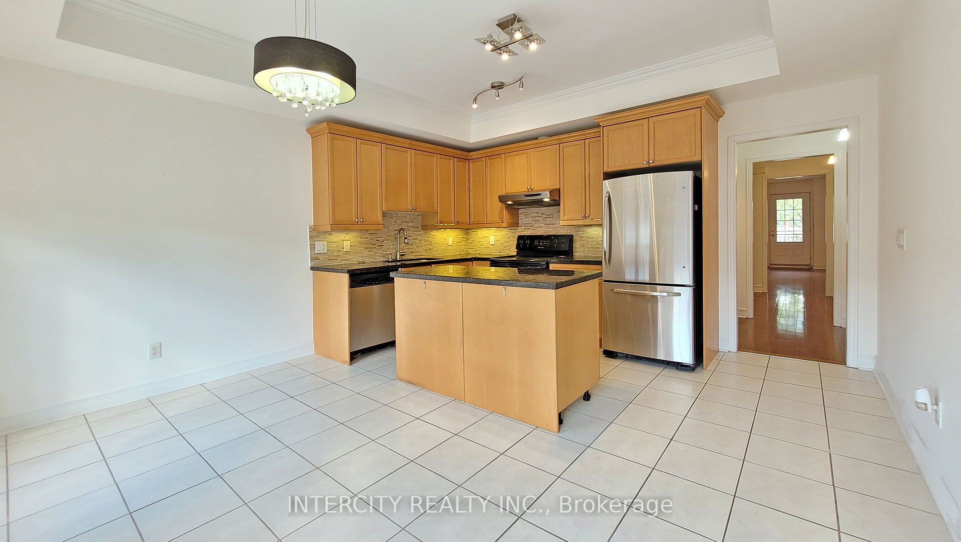 86 Lakeshore Road W Property Photo 26