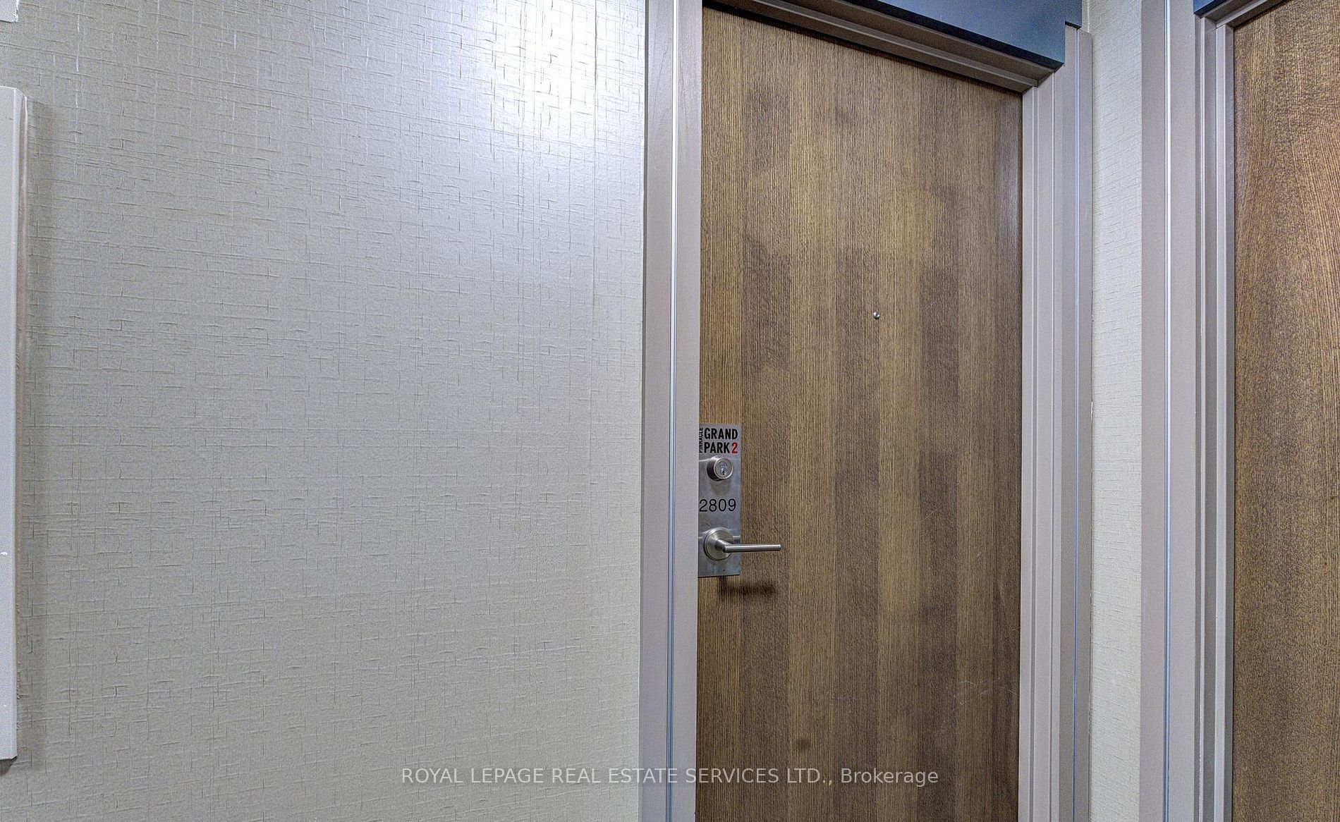 3975 Grand Park Drive 2809 Property Photo 5