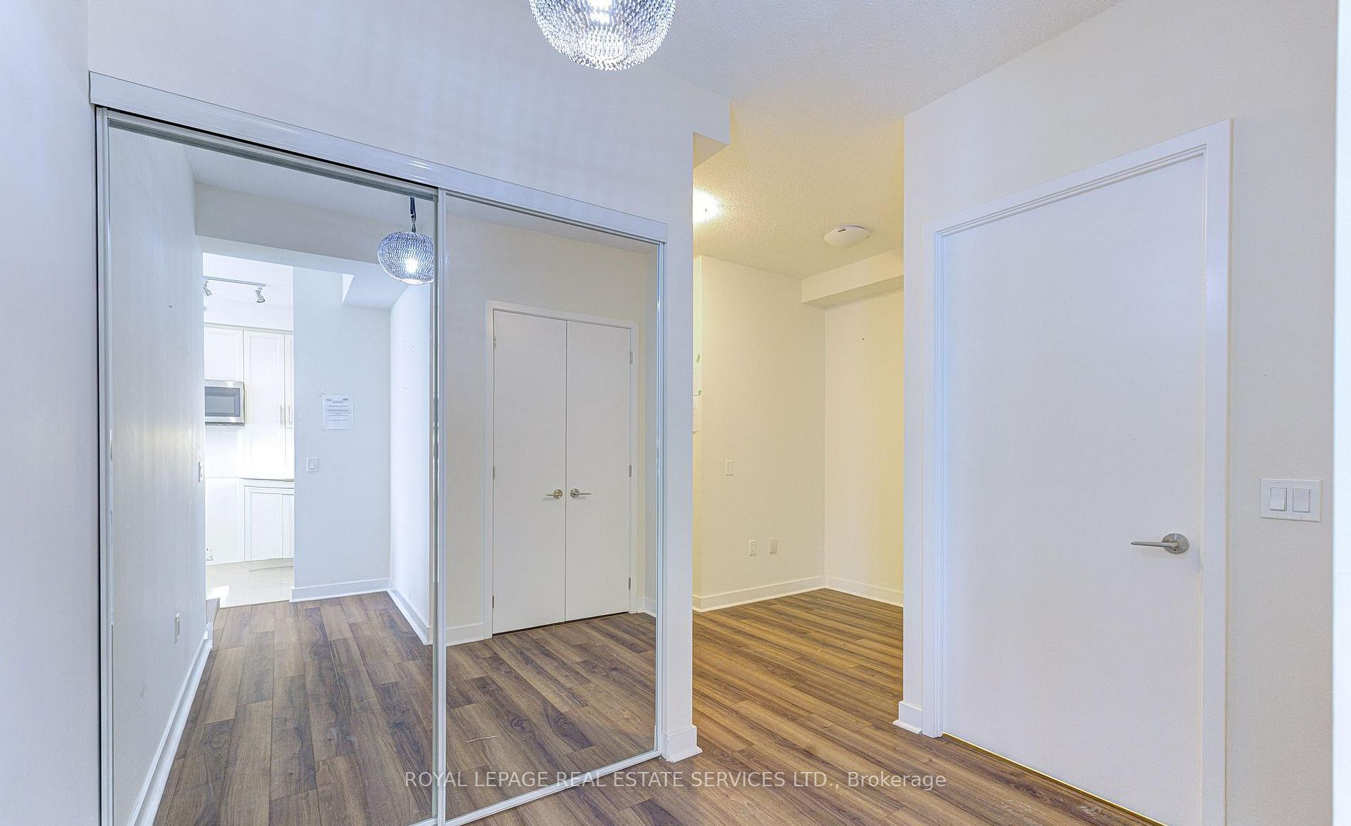 3975 Grand Park Drive 2809 Property Photo 7