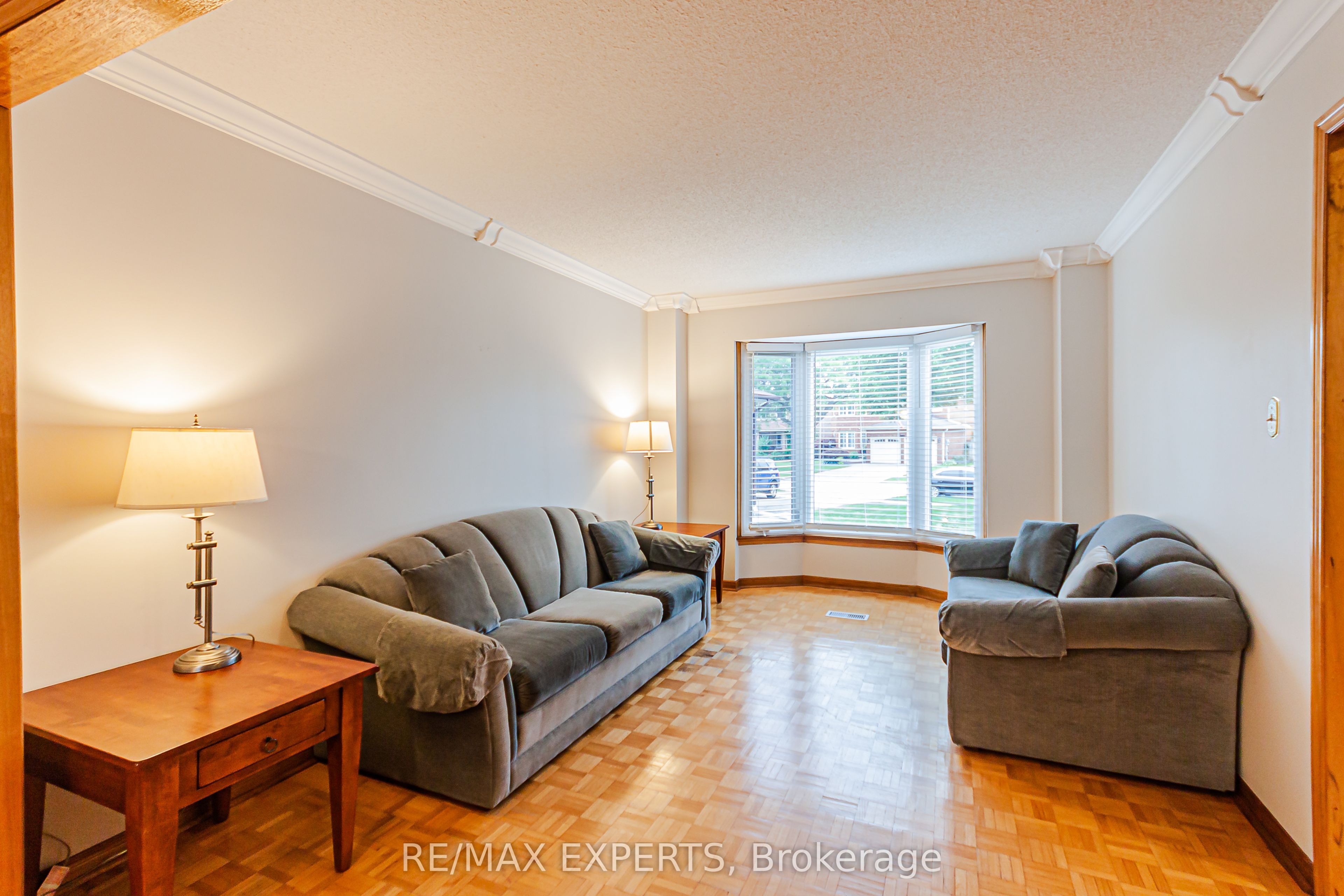 1343 Greenwood Crescent Property Photo 5