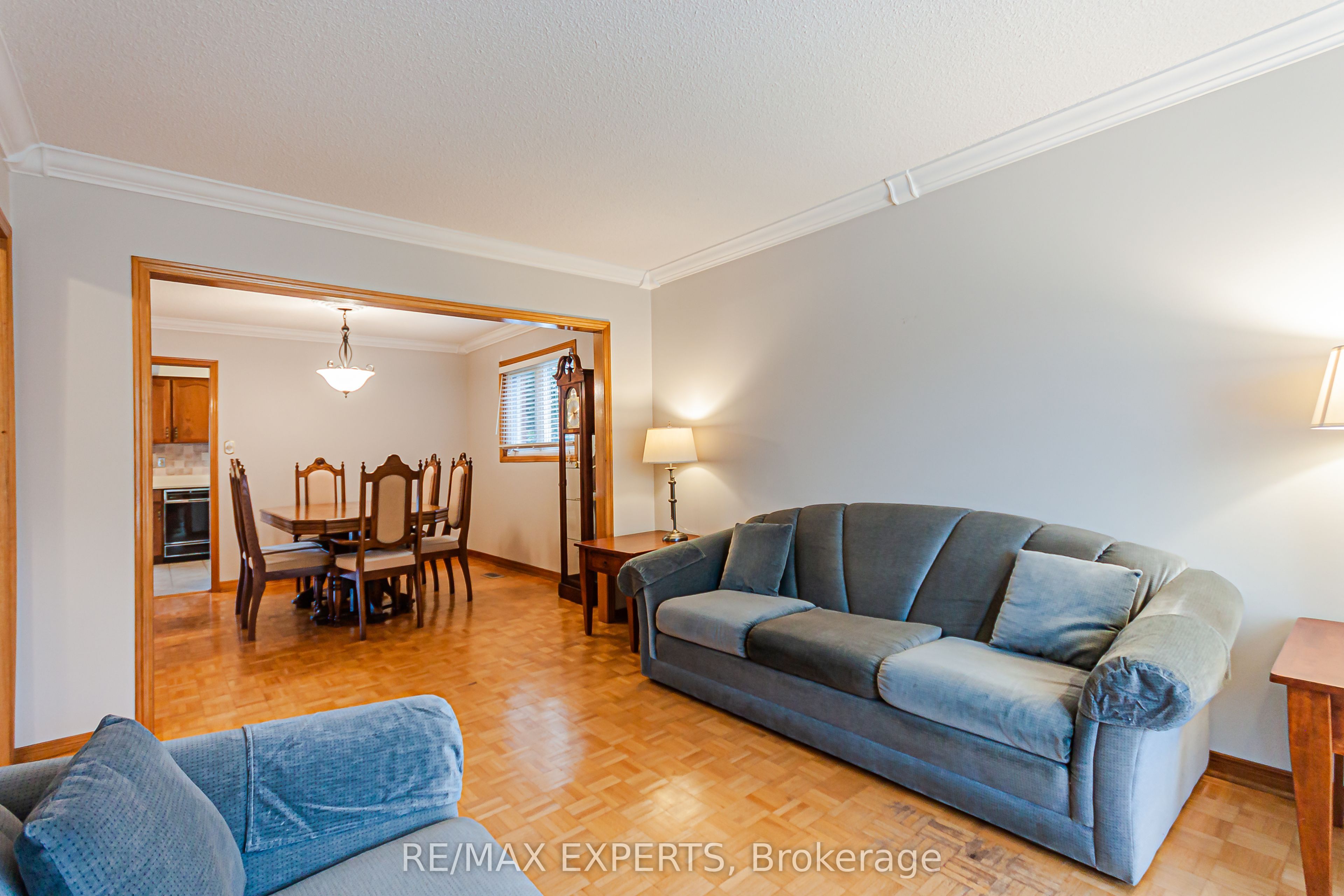 1343 Greenwood Crescent Property Photo 6