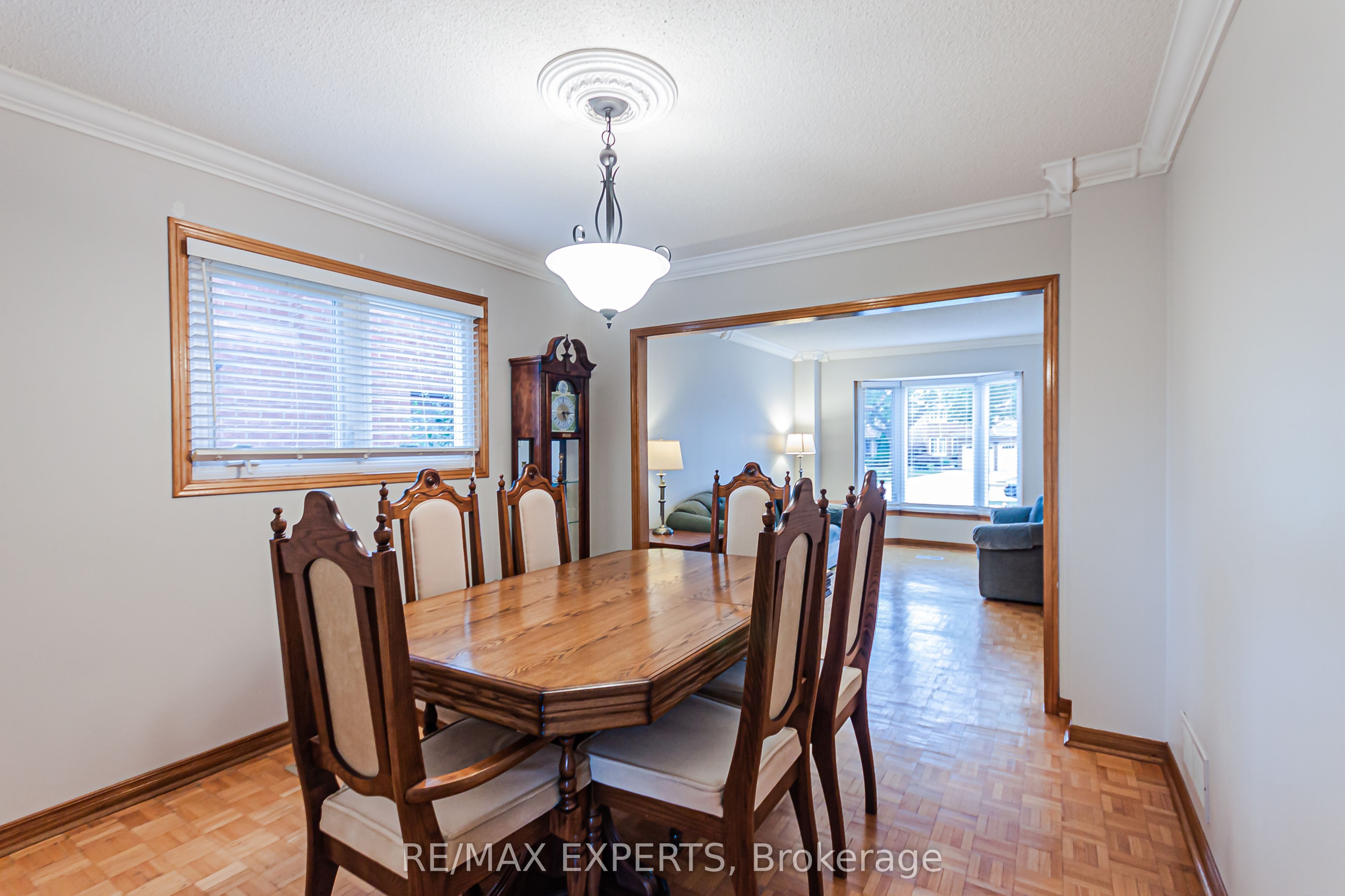 1343 Greenwood Crescent Property Photo 9