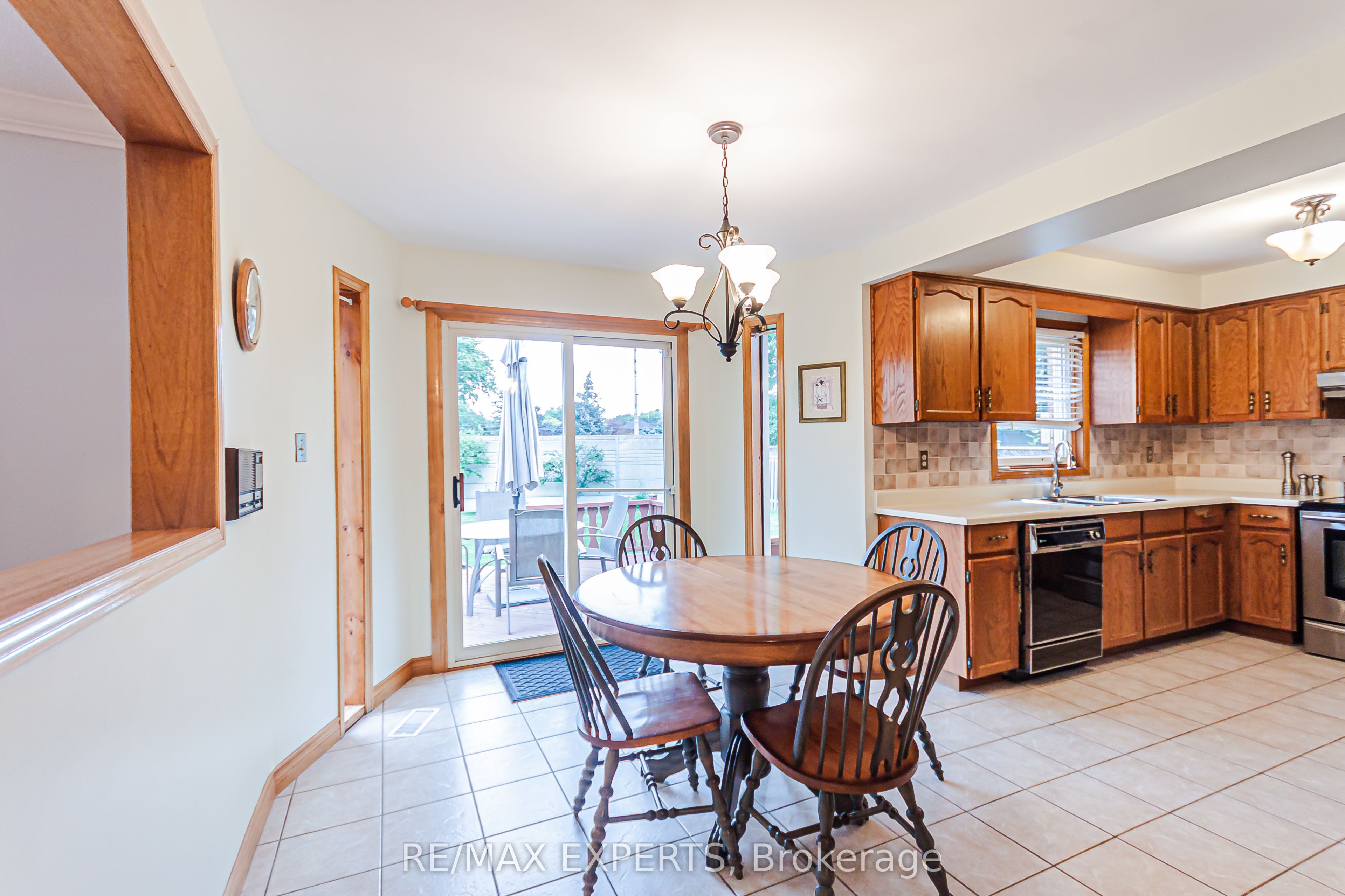 1343 Greenwood Crescent Property Photo 12
