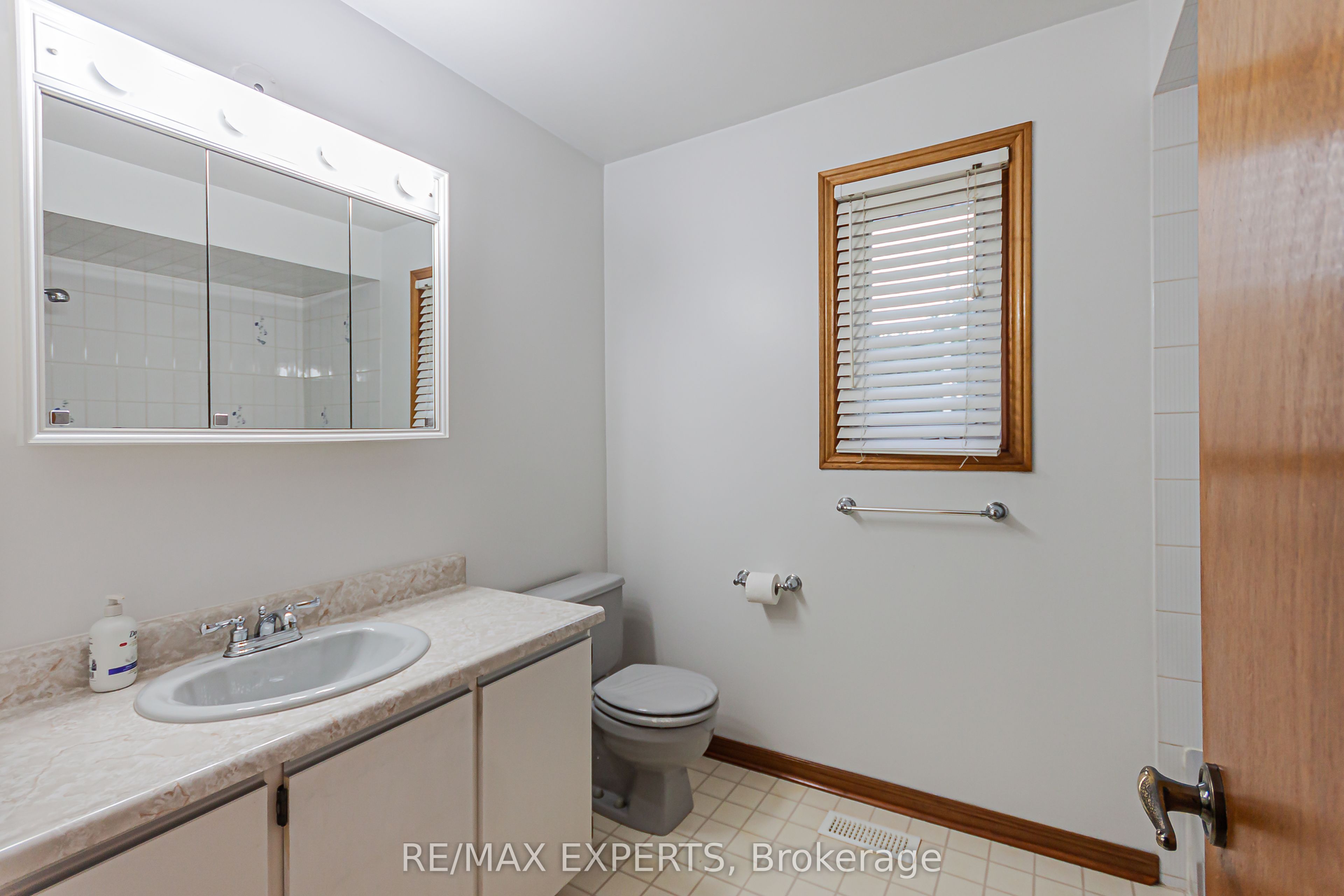 1343 Greenwood Crescent Property Photo 24