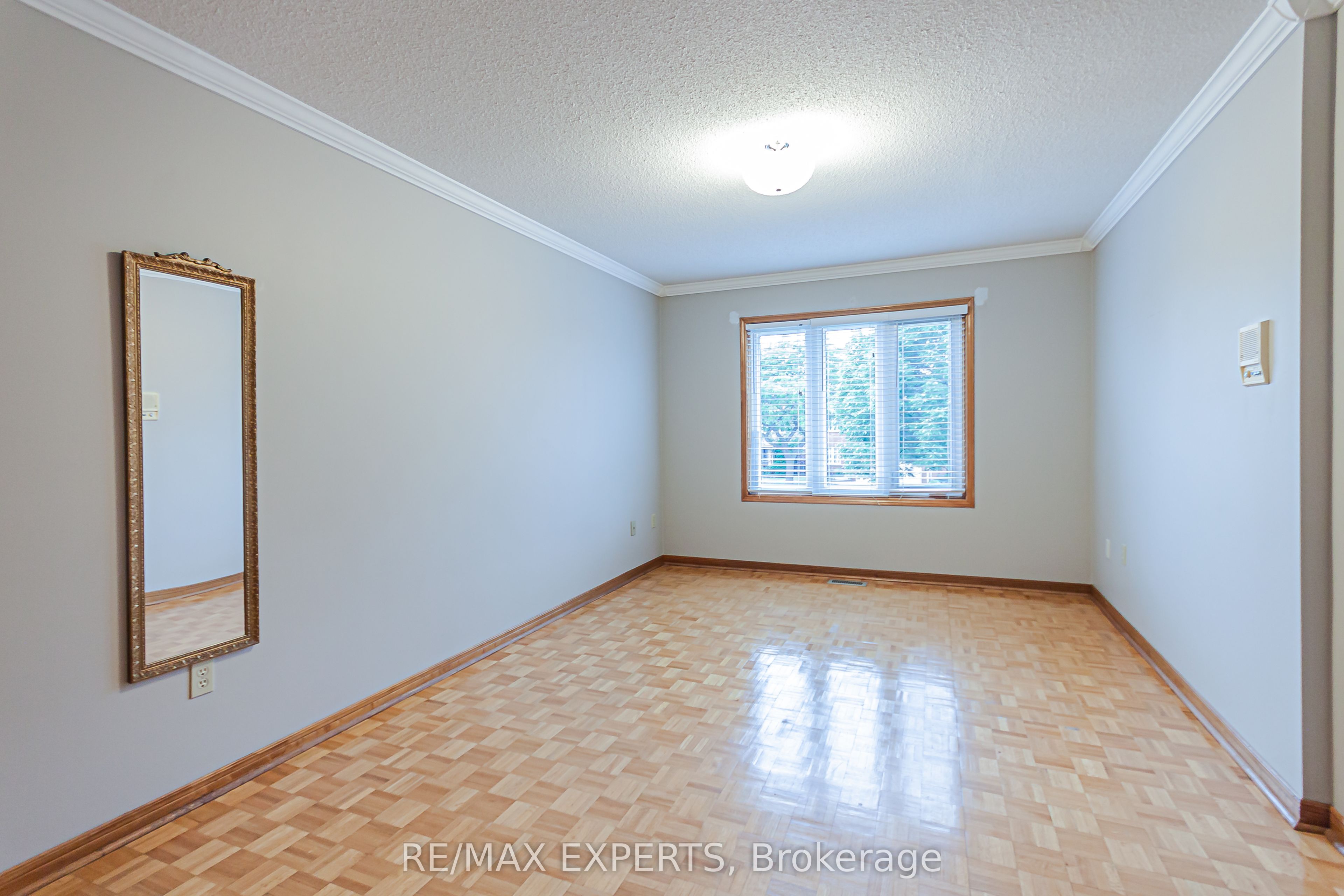 1343 Greenwood Crescent Property Photo 33