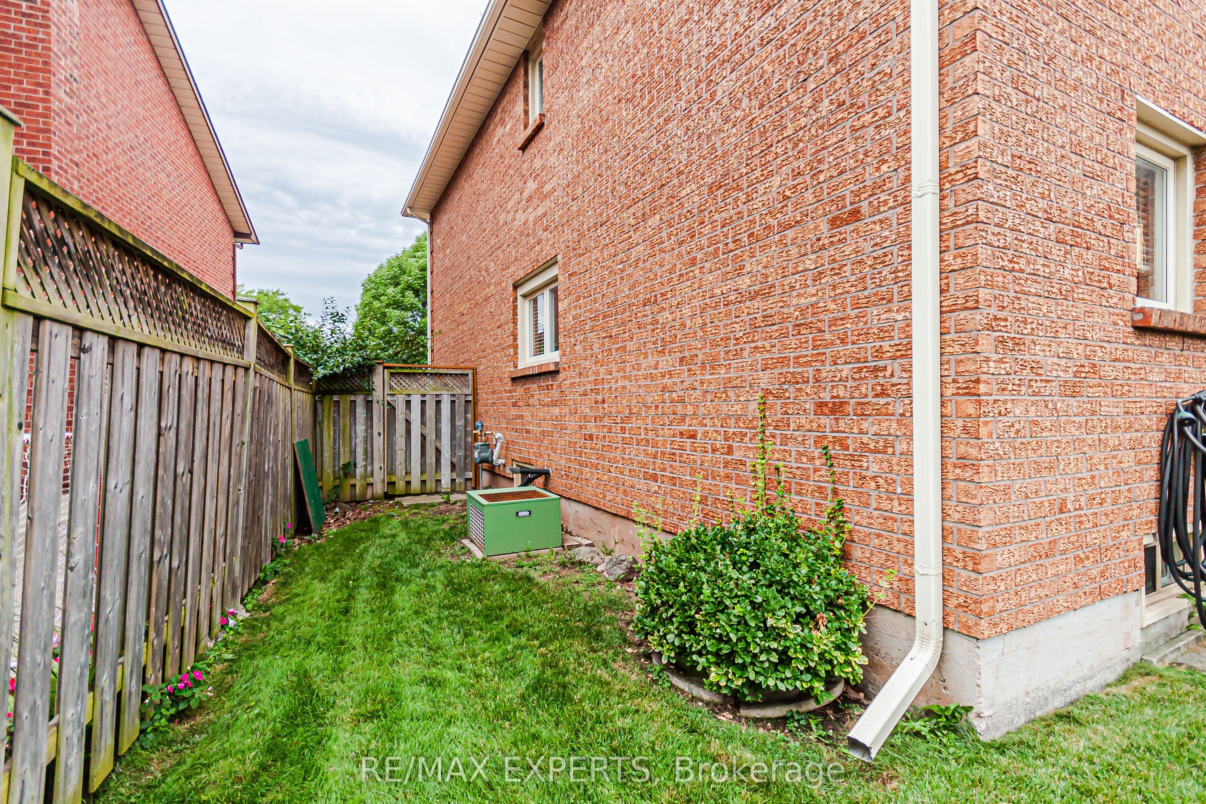 1343 Greenwood Crescent Property Photo 41