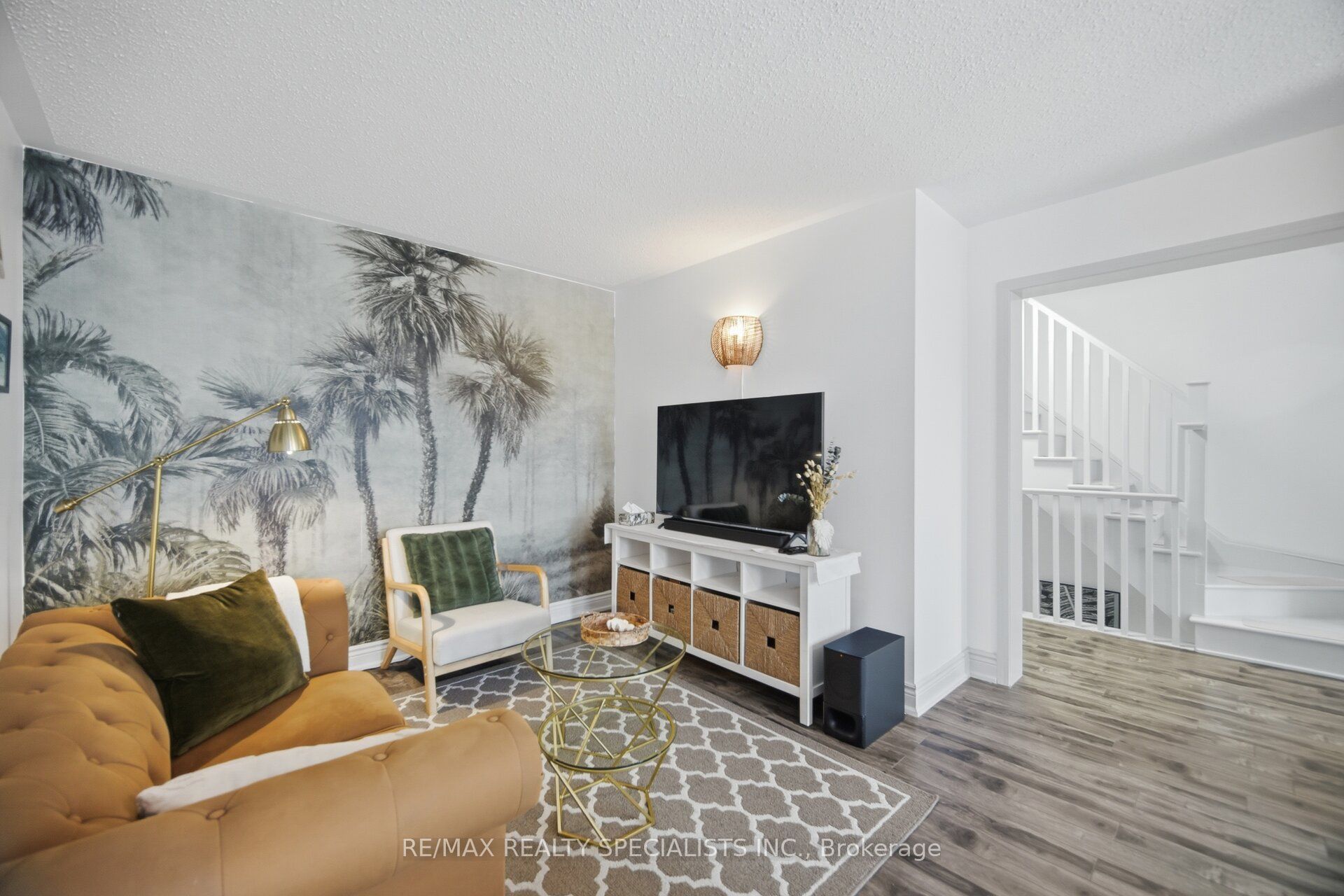 220 Mortimer Crescent Property Photo 12