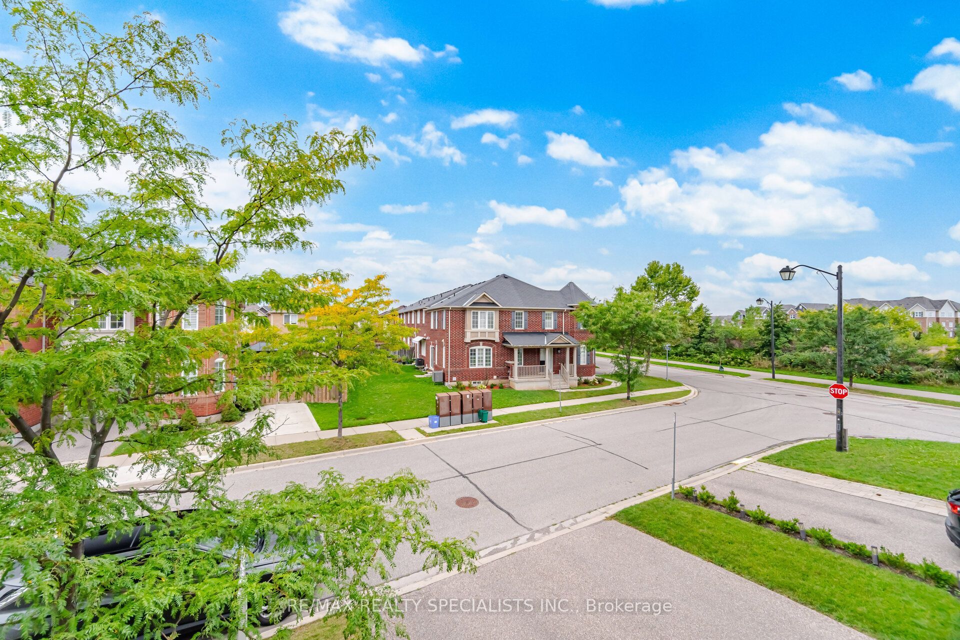 220 Mortimer Crescent Property Photo 38
