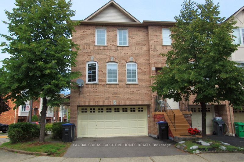 80 Acorn Place 111 Property Photo 1