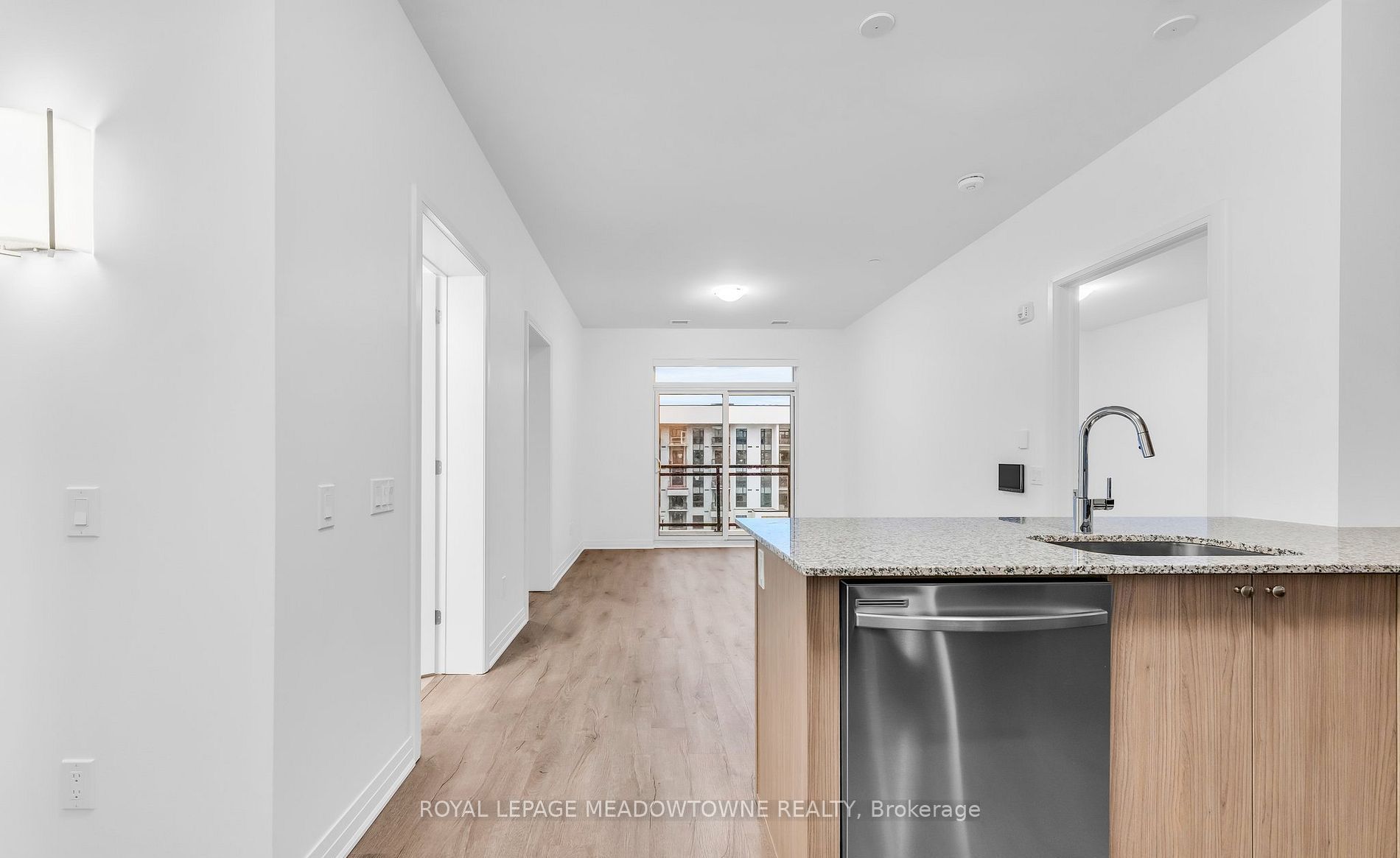 460 Gordon Krantz Avenue 511 Property Photo 7