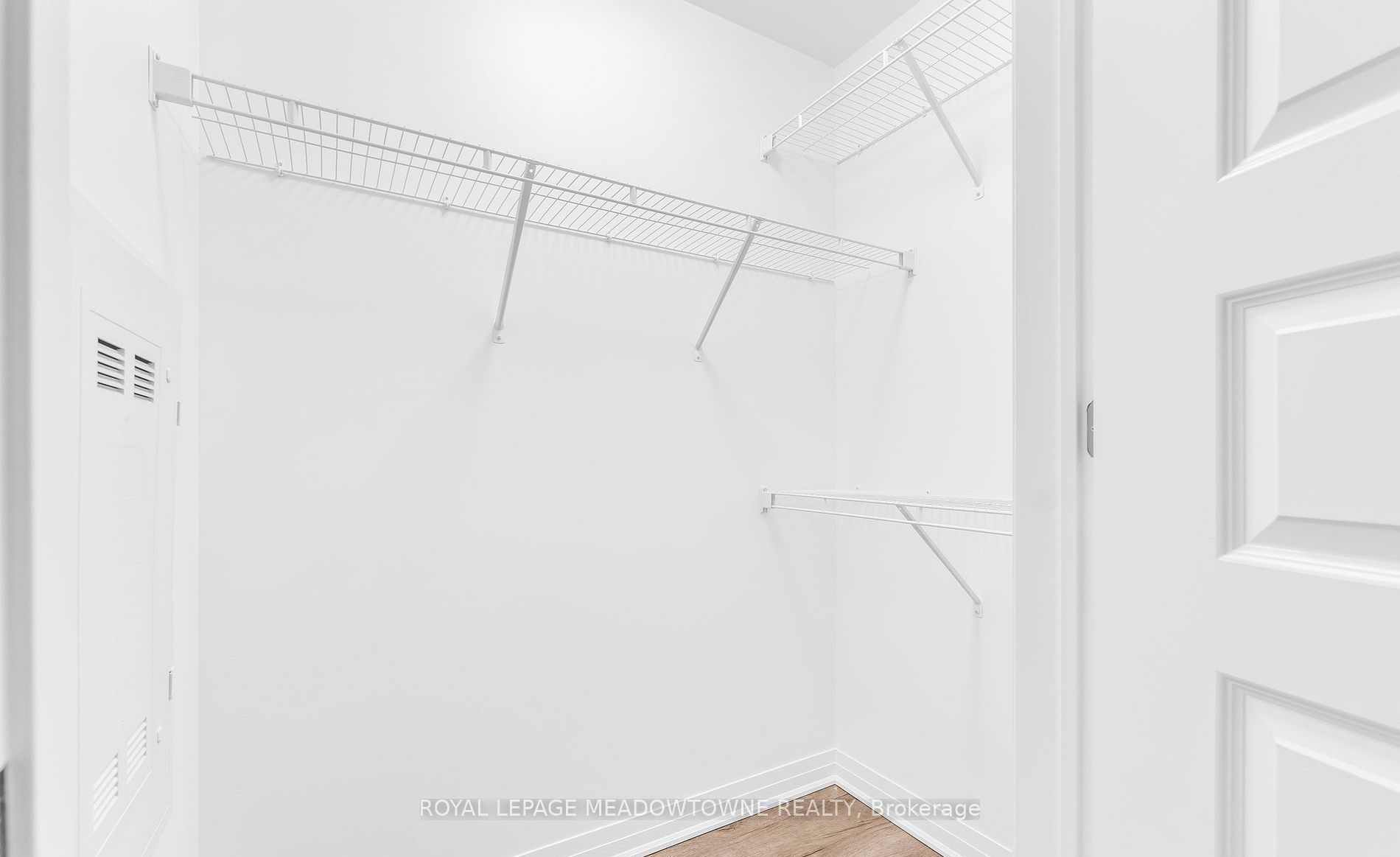 460 Gordon Krantz Avenue 511 Property Photo 13