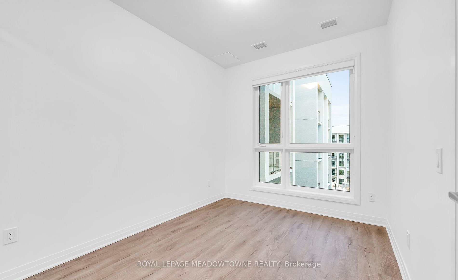 460 Gordon Krantz Avenue 511 Property Photo 14