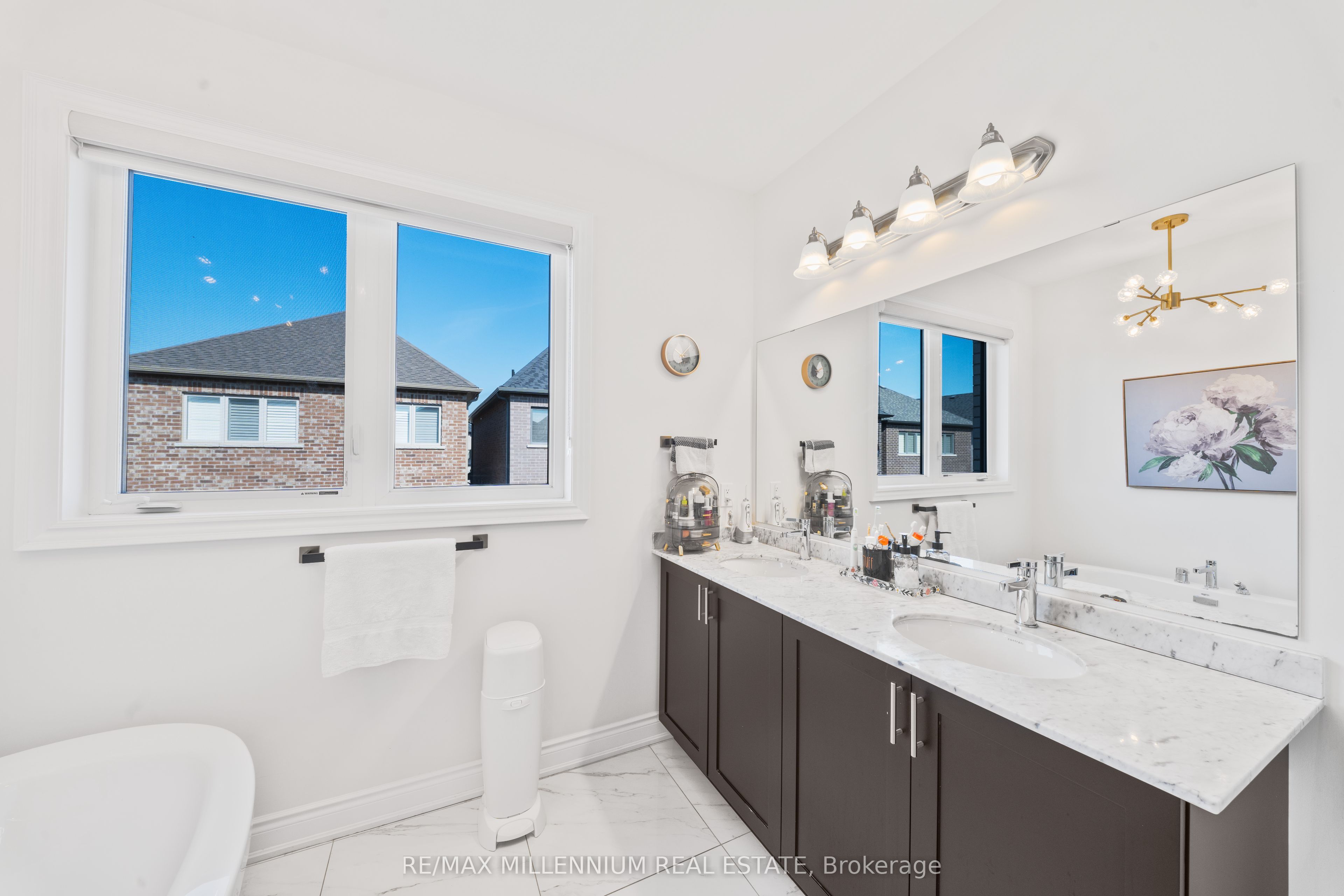 20 Calabria Drive Property Photo 27