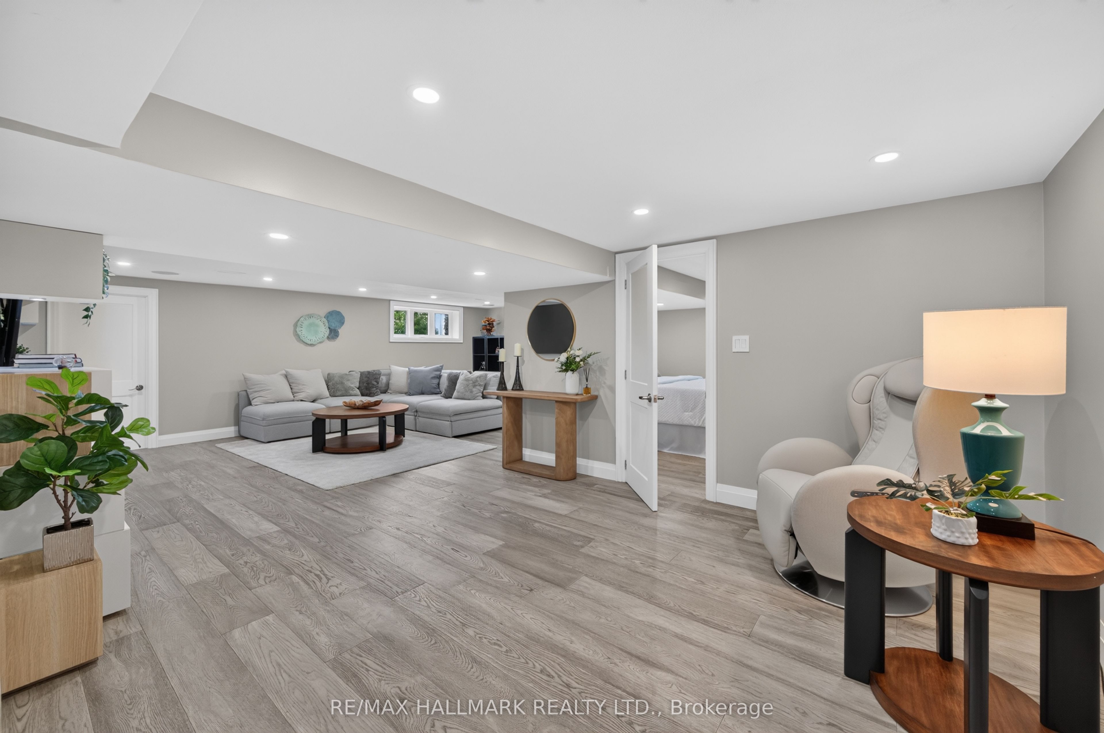 7499 5 Side Road Property Photo 26