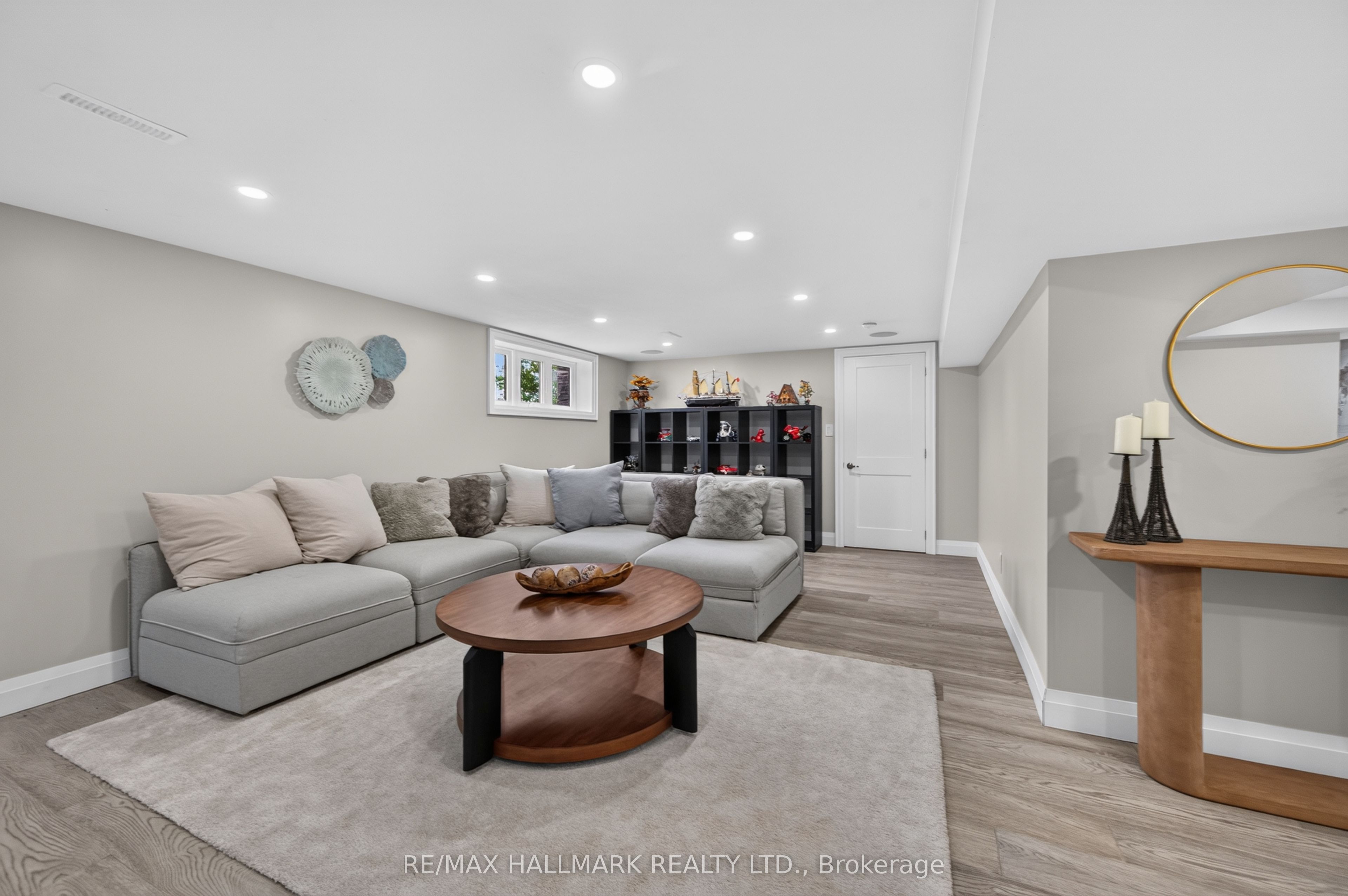 7499 5 Side Road Property Photo 27