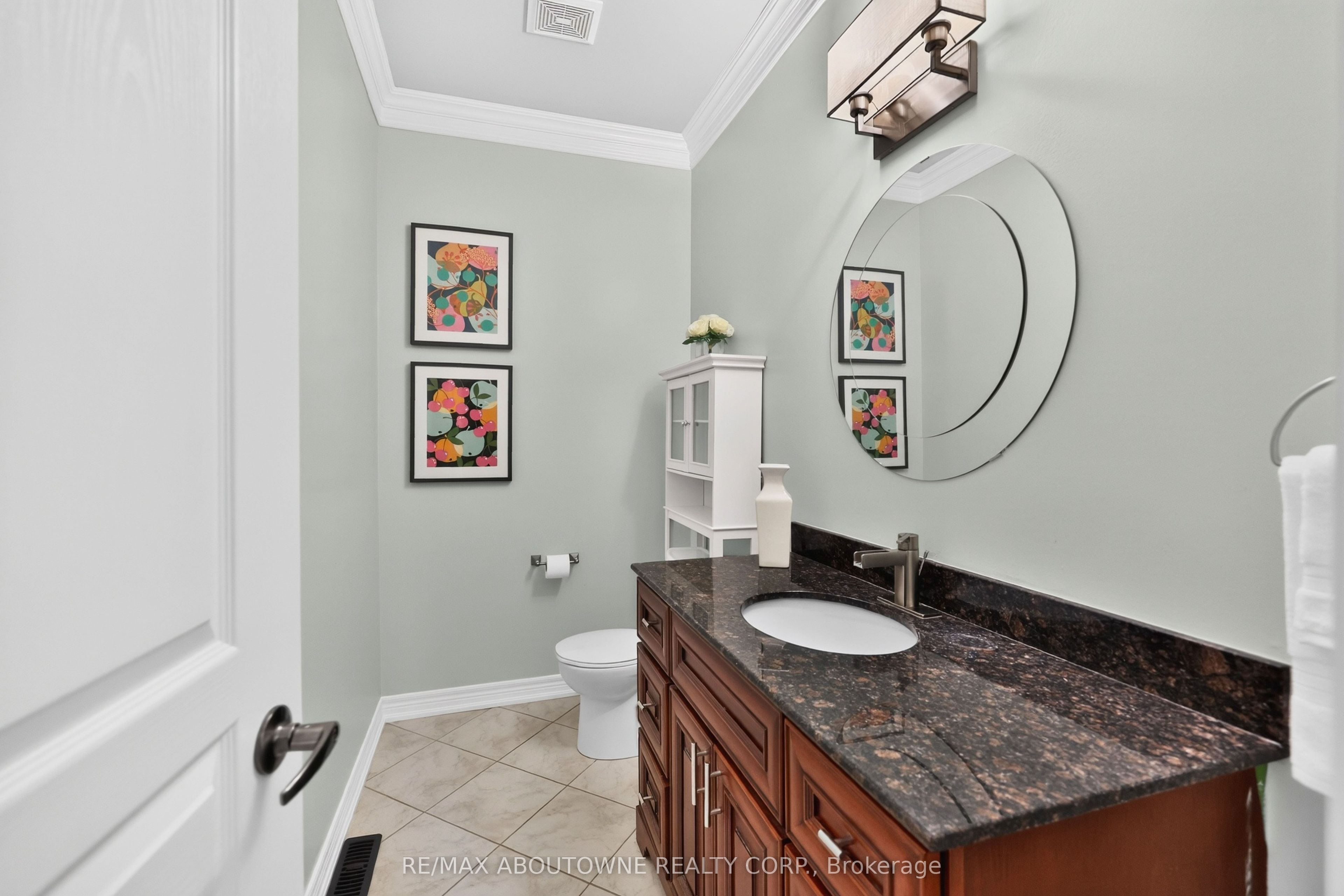 2269 Whitworth Drive Property Photo 20