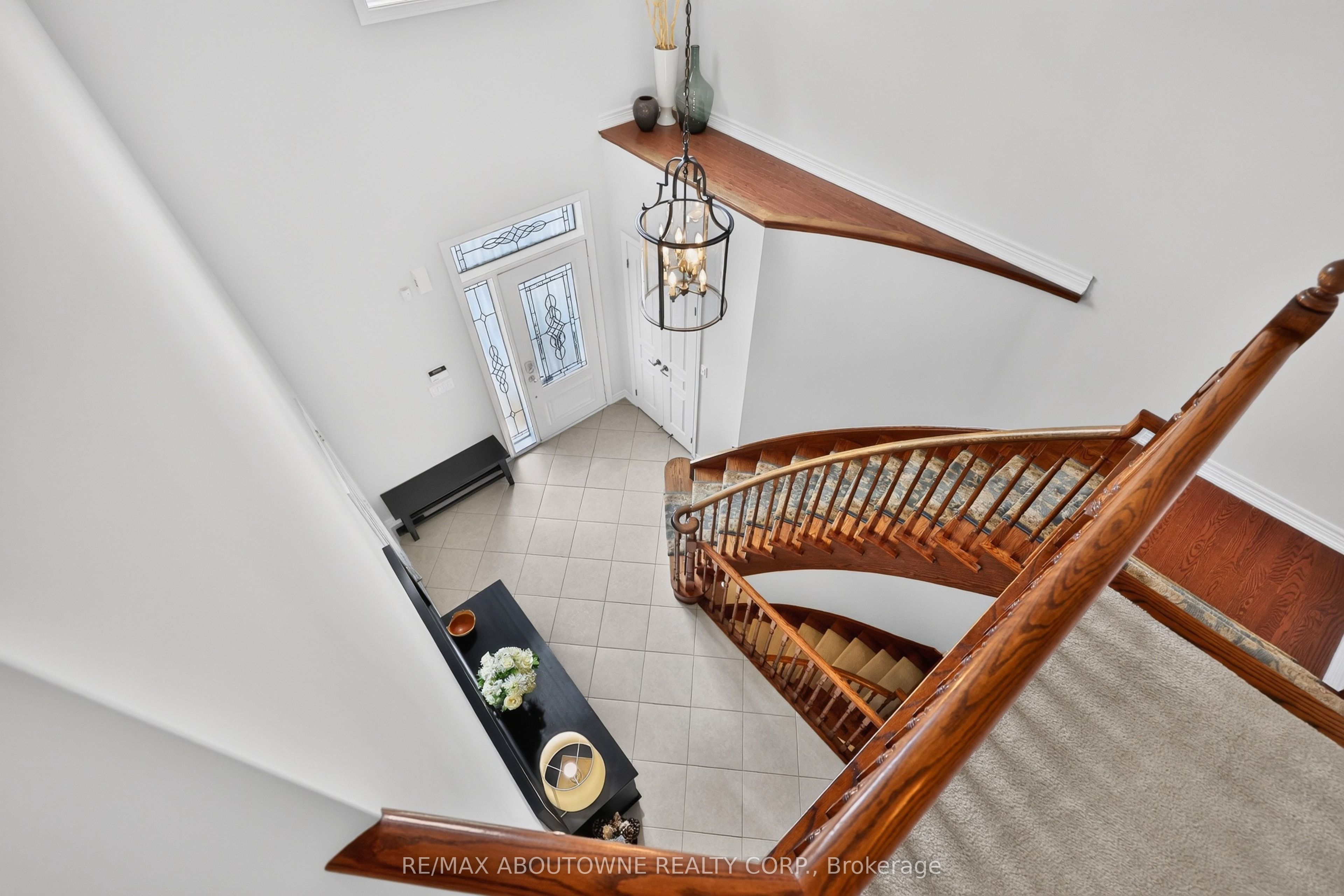 2269 Whitworth Drive Property Photo 22