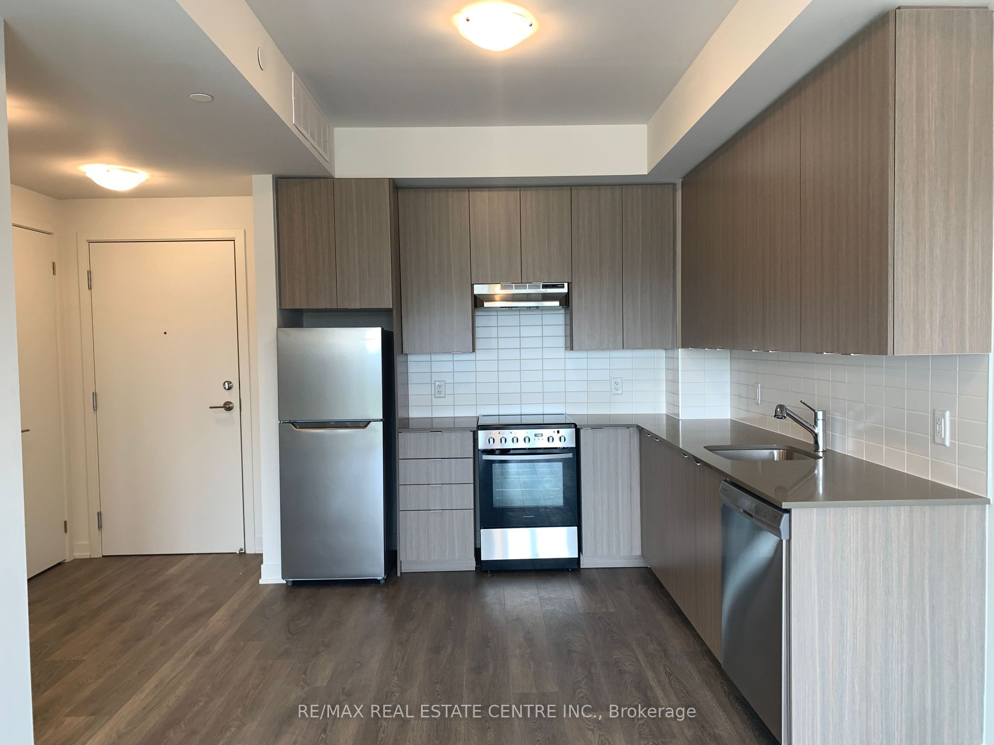 58 Sky Harbour Drive 209 Property Photo 1