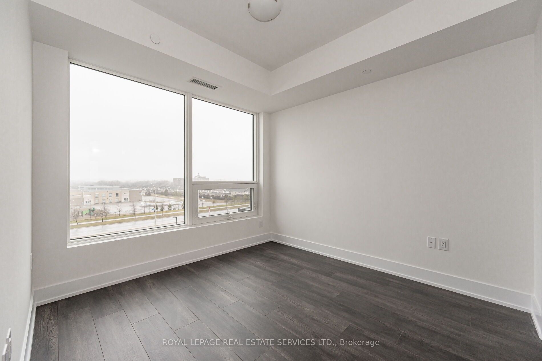 2450 Old Bronte Road 334 Property Photo 16