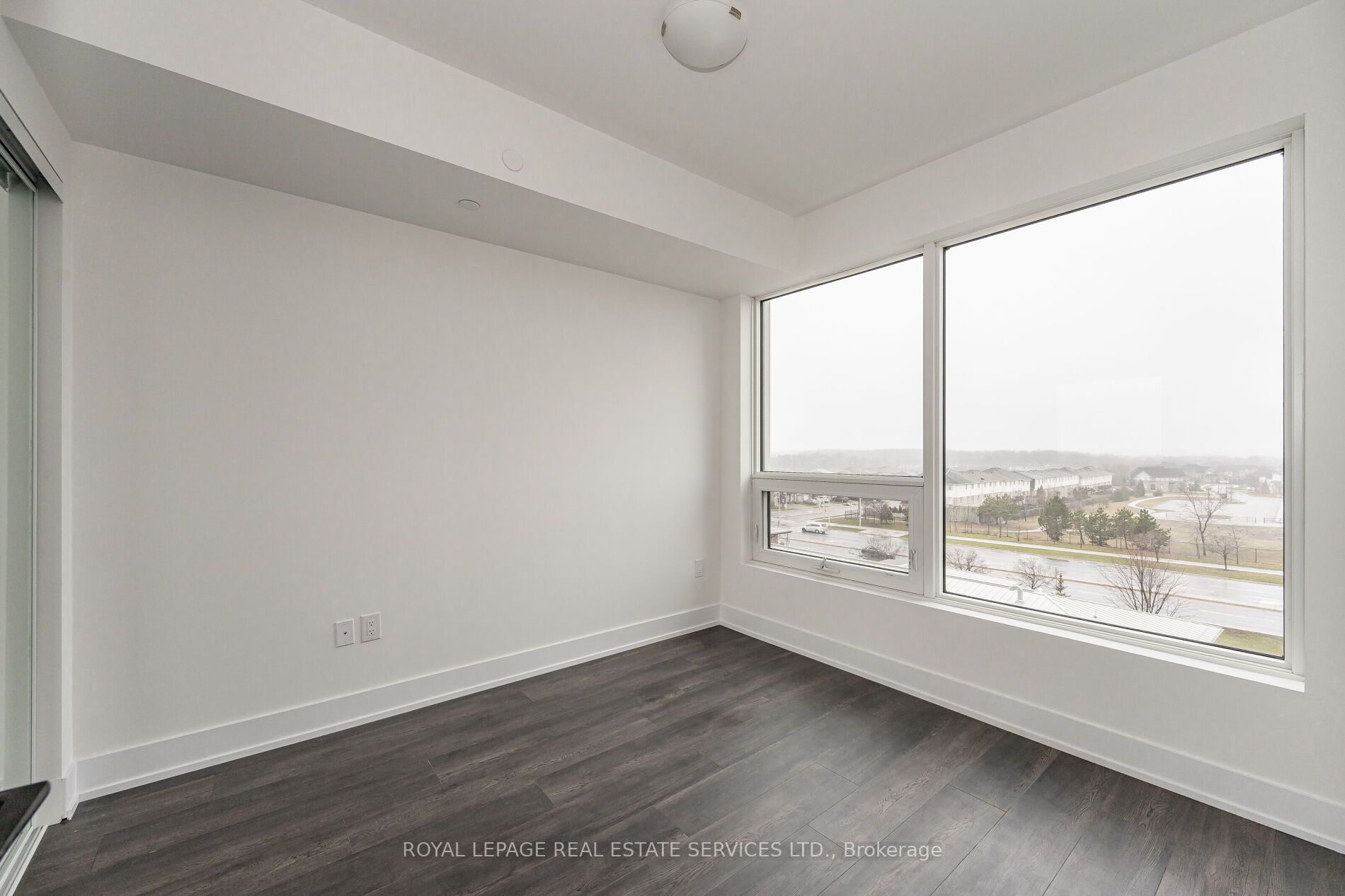 2450 Old Bronte Road 334 Property Photo 21