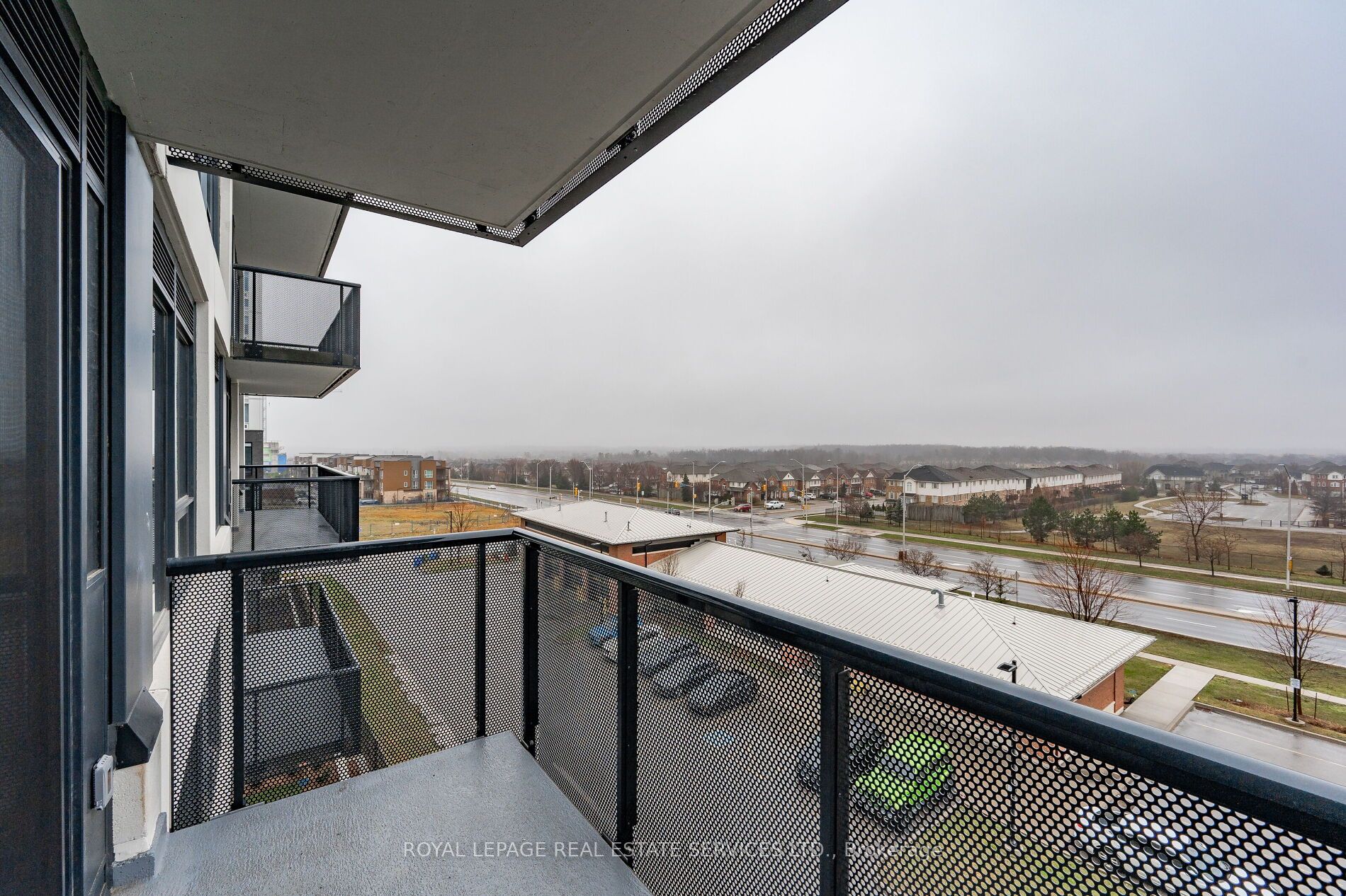 2450 Old Bronte Road 334 Property Photo 25