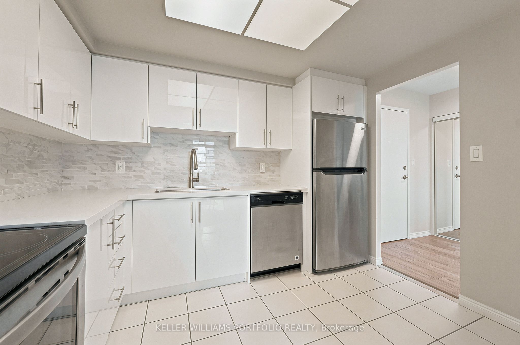 135 Hillcrest Avenue 605 Property Photo 15