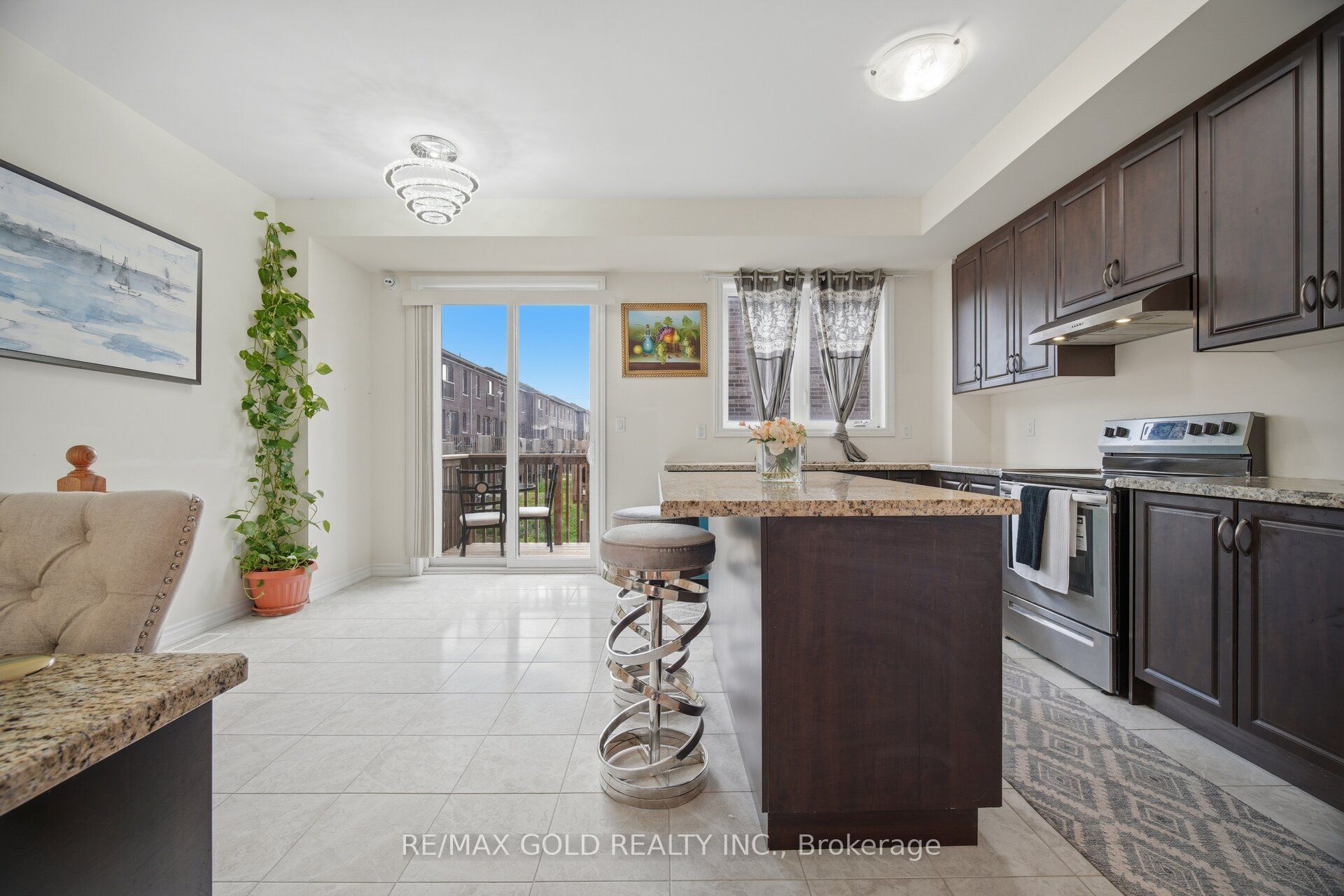 9 Arcola Street Property Photo 14