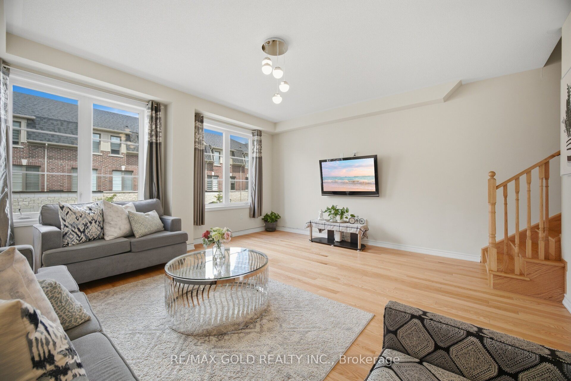 9 Arcola Street Property Photo 18