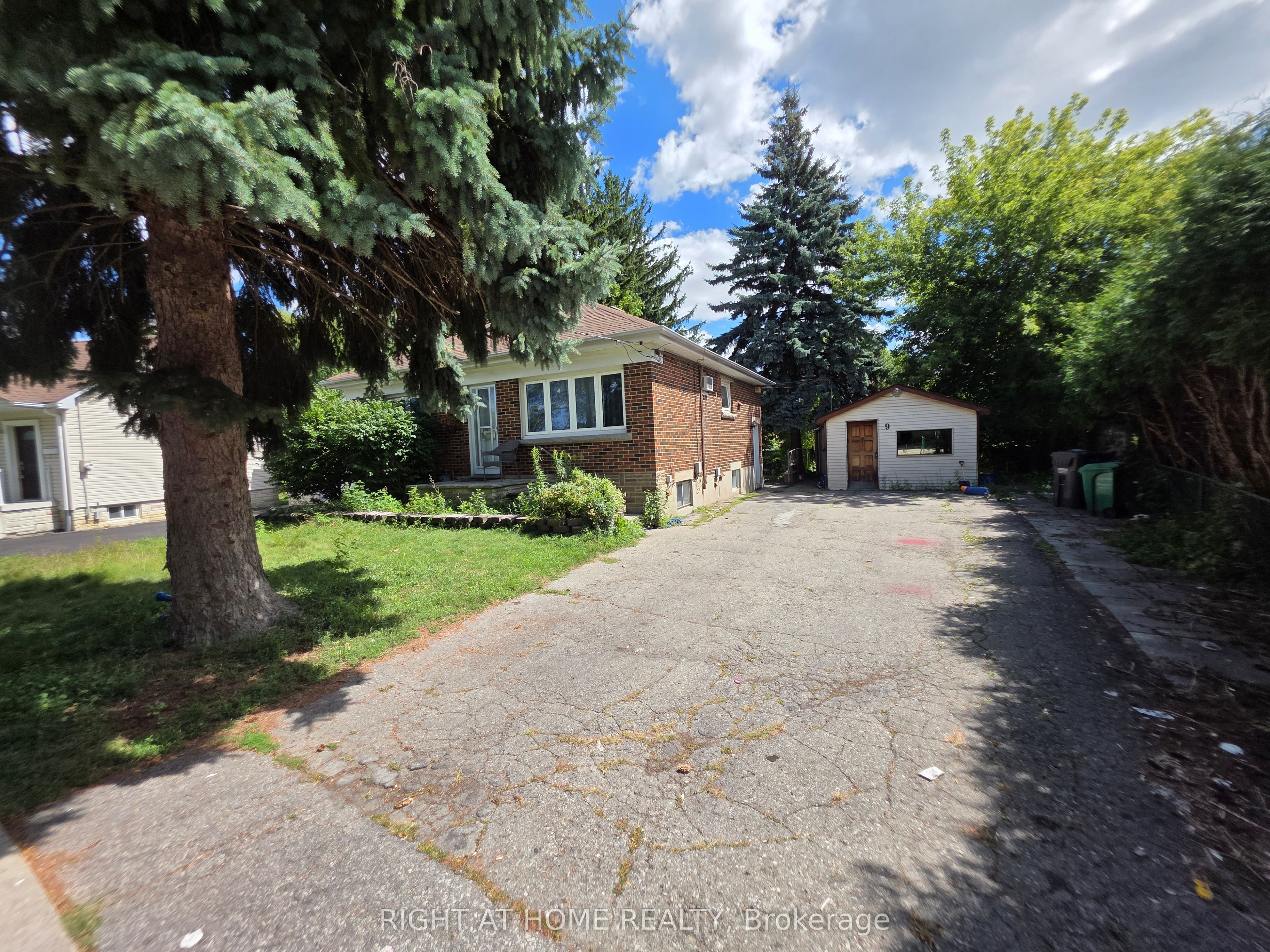 9 Rogers Road