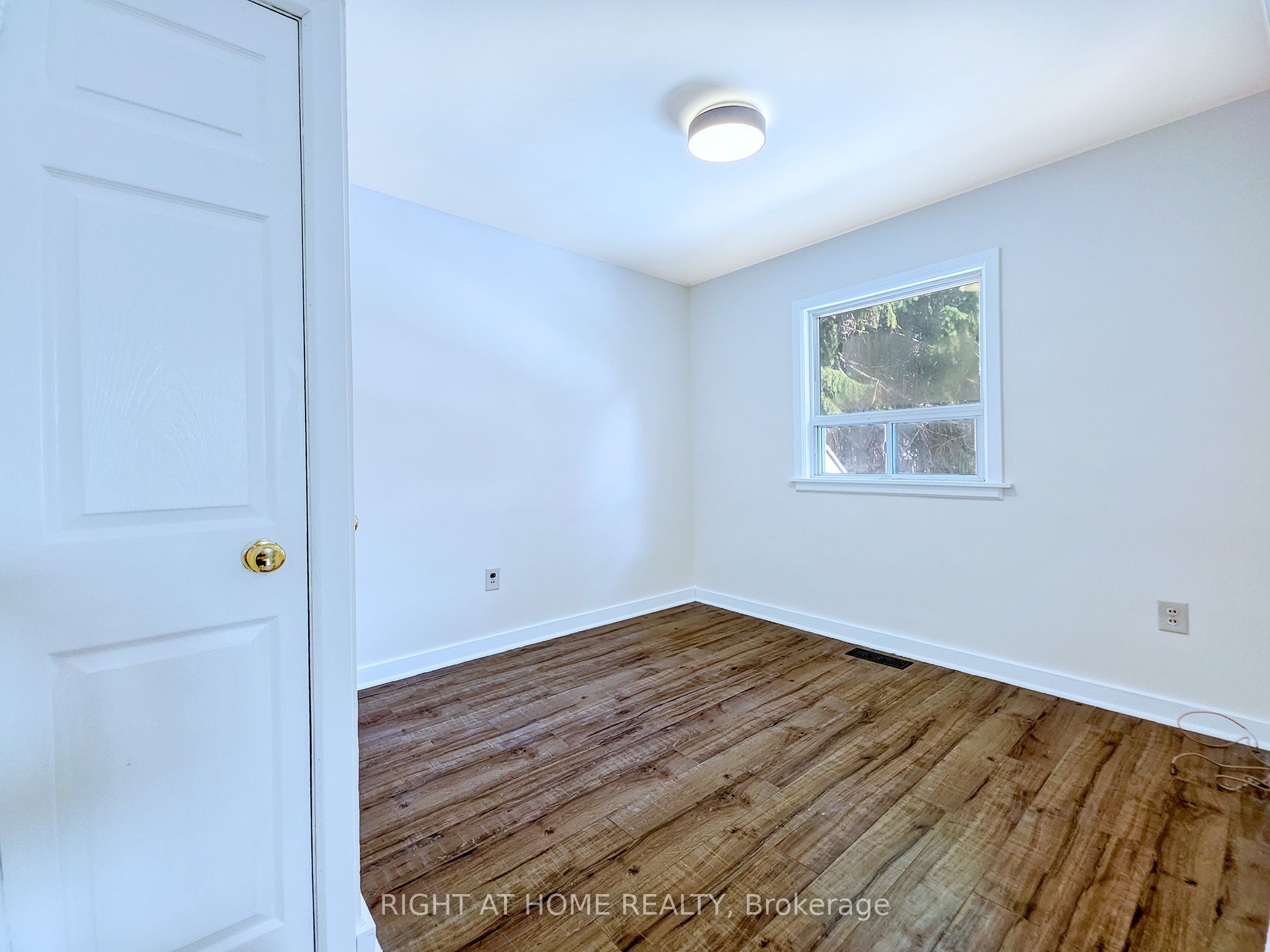 9 Rogers Road Property Photo 8
