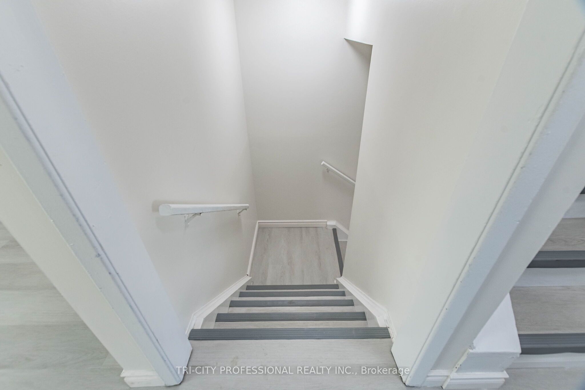 25 Craigleigh Crescent Property Photo 35