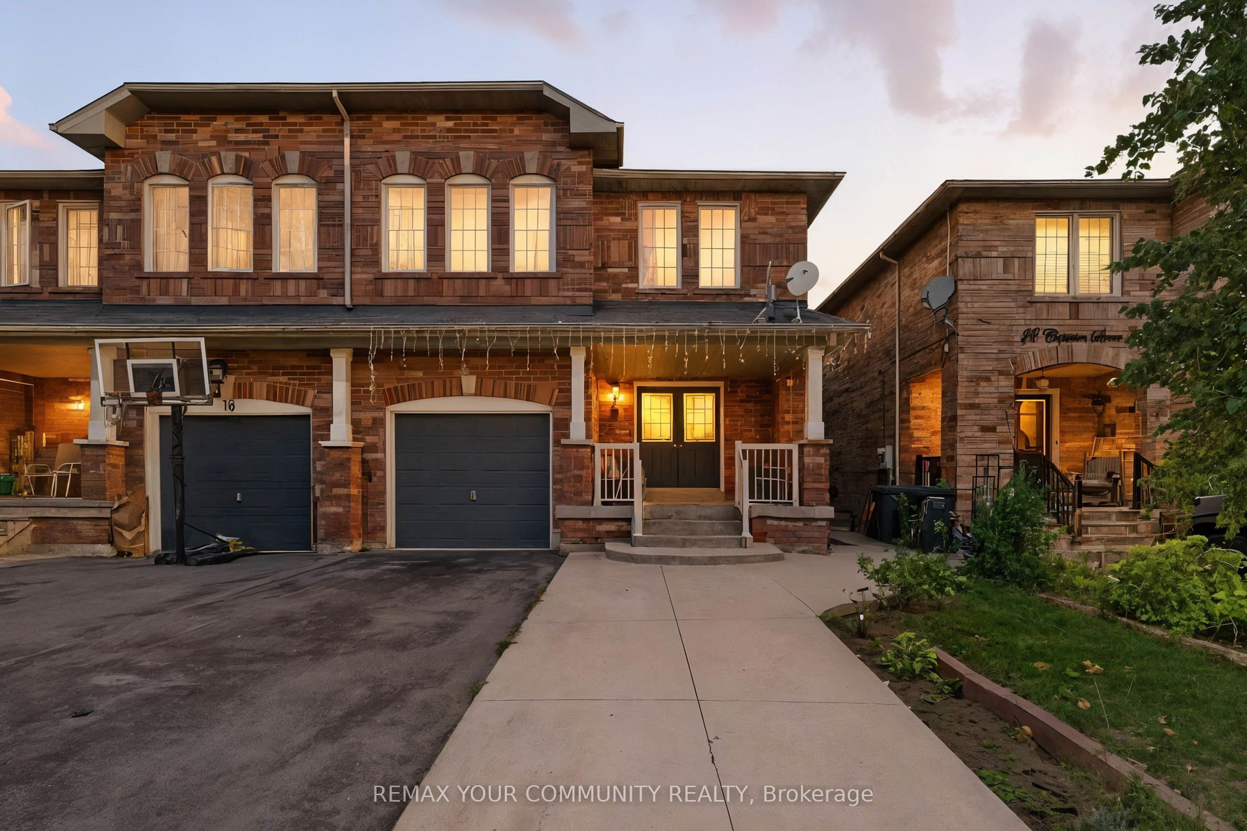 20 Capistro Street E Property Photo 1