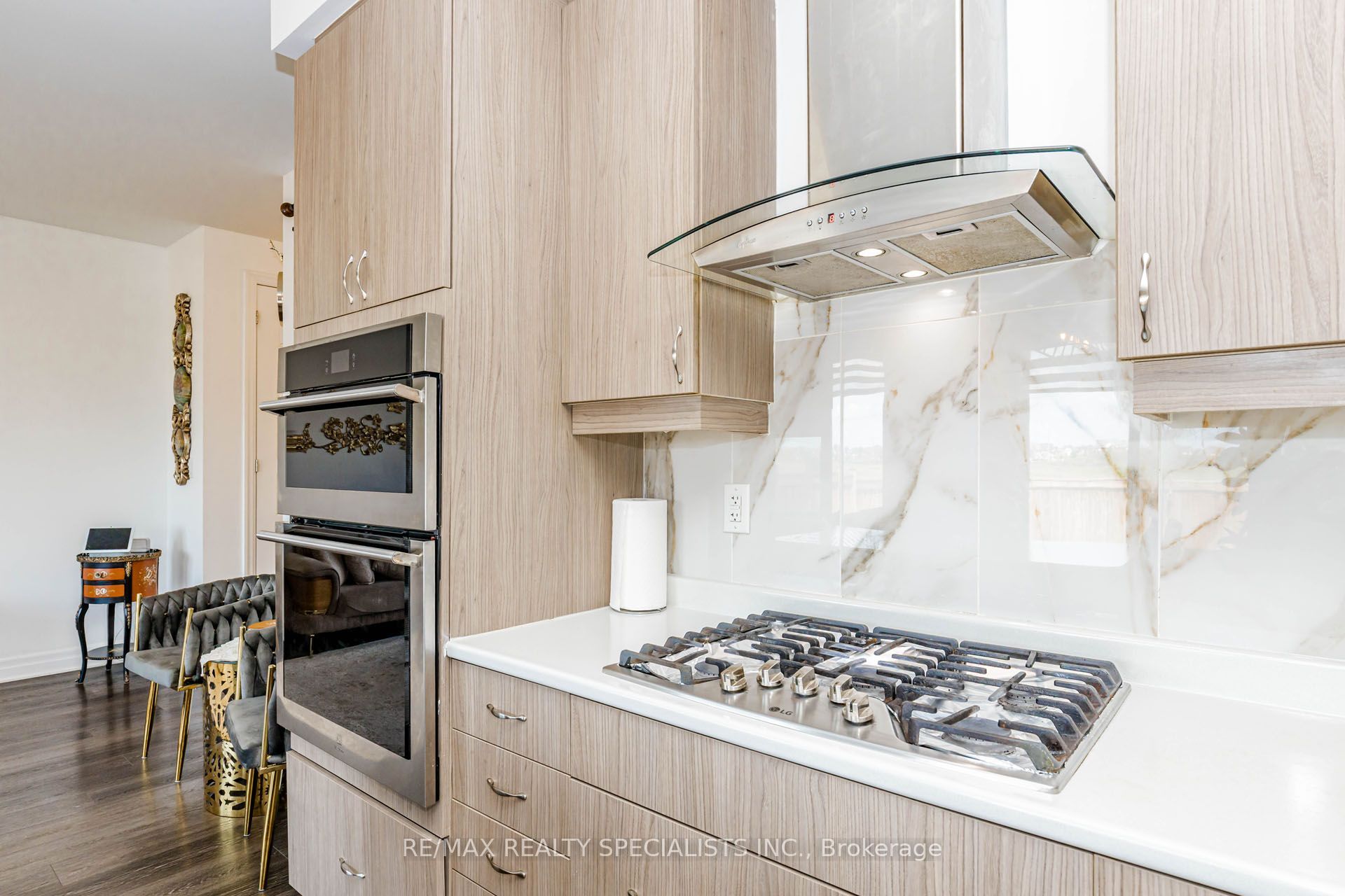 455 Gordon Krantz Avenue Property Photo 14
