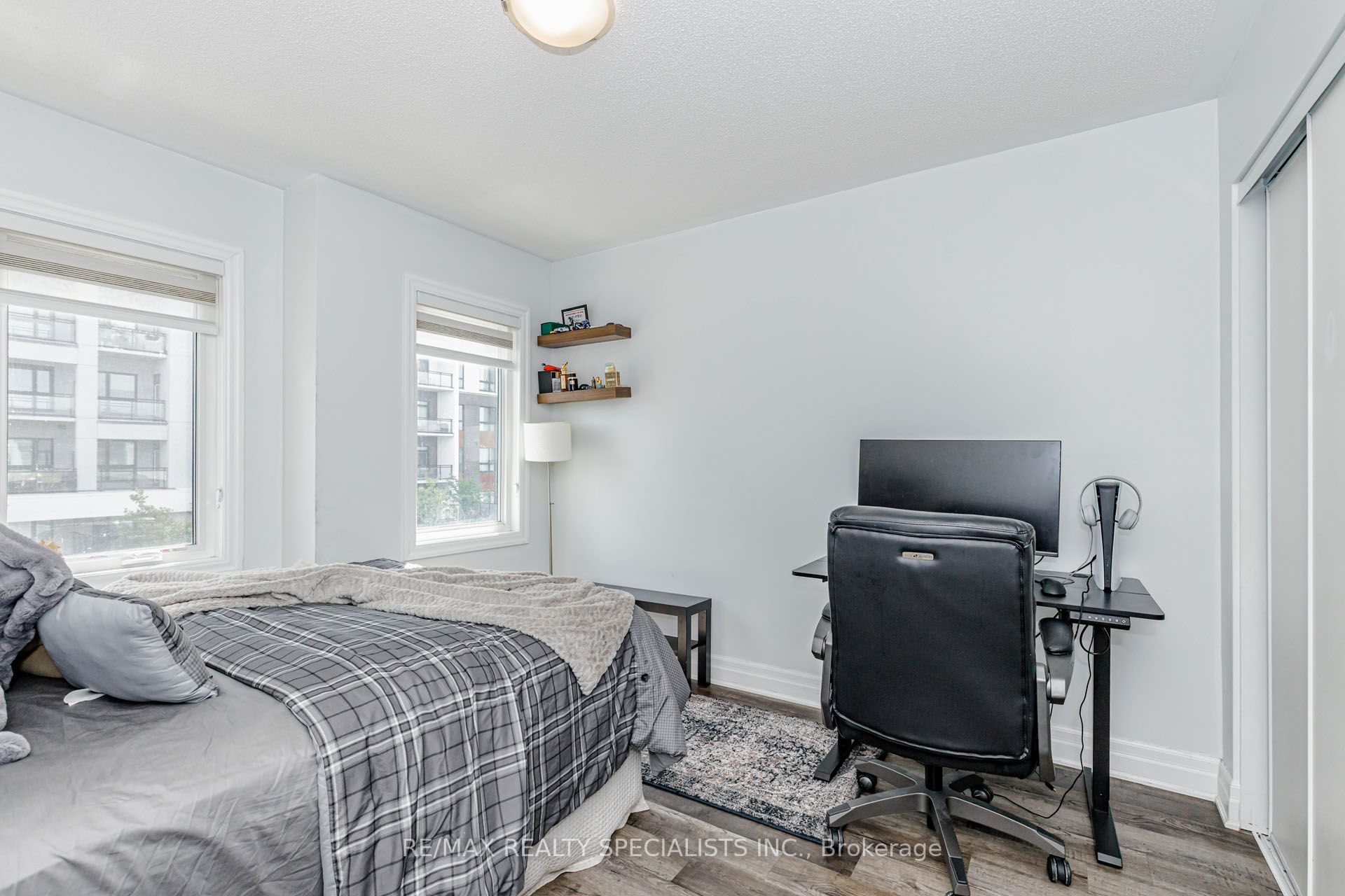 455 Gordon Krantz Avenue Property Photo 26