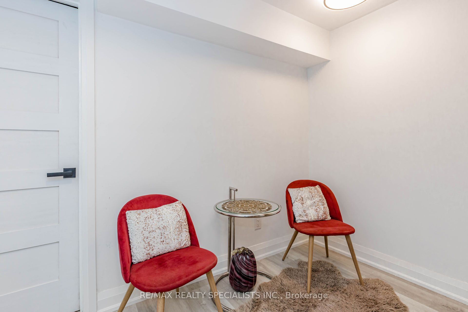 455 Gordon Krantz Avenue Property Photo 37