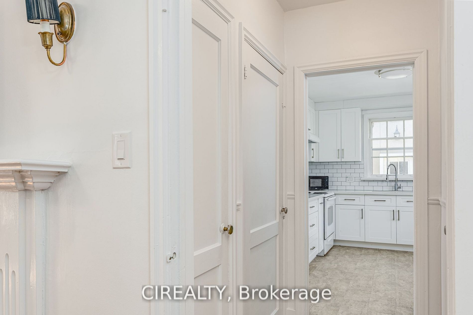 25 Howard Avenue Property Photo 15