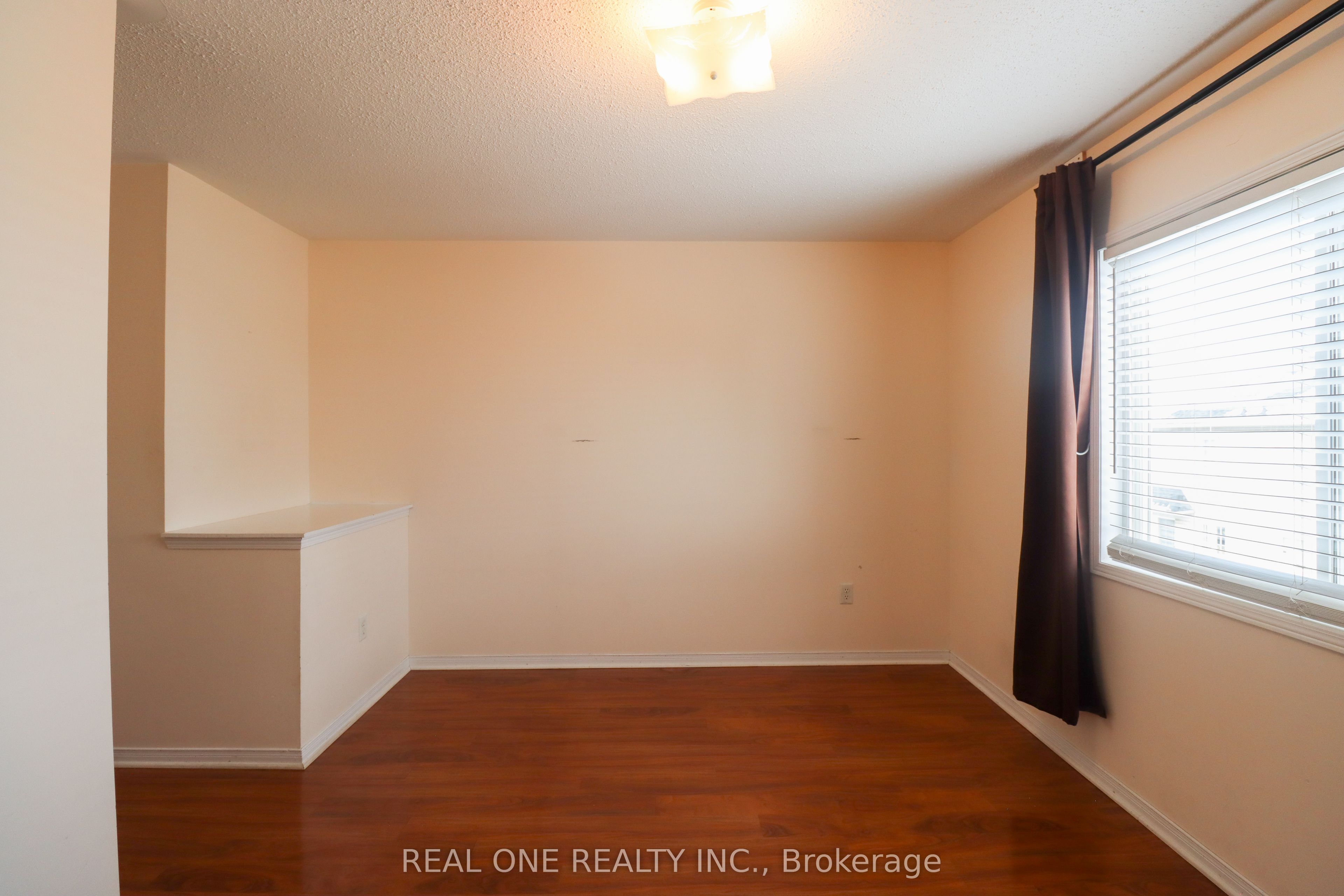 4950 Albina Way 175 Property Photo 17