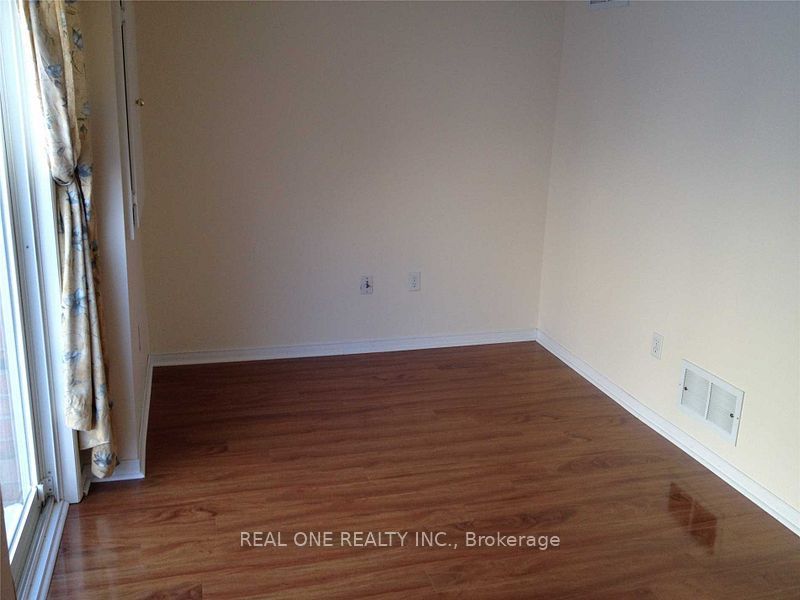 4950 Albina Way 175 Property Photo 41