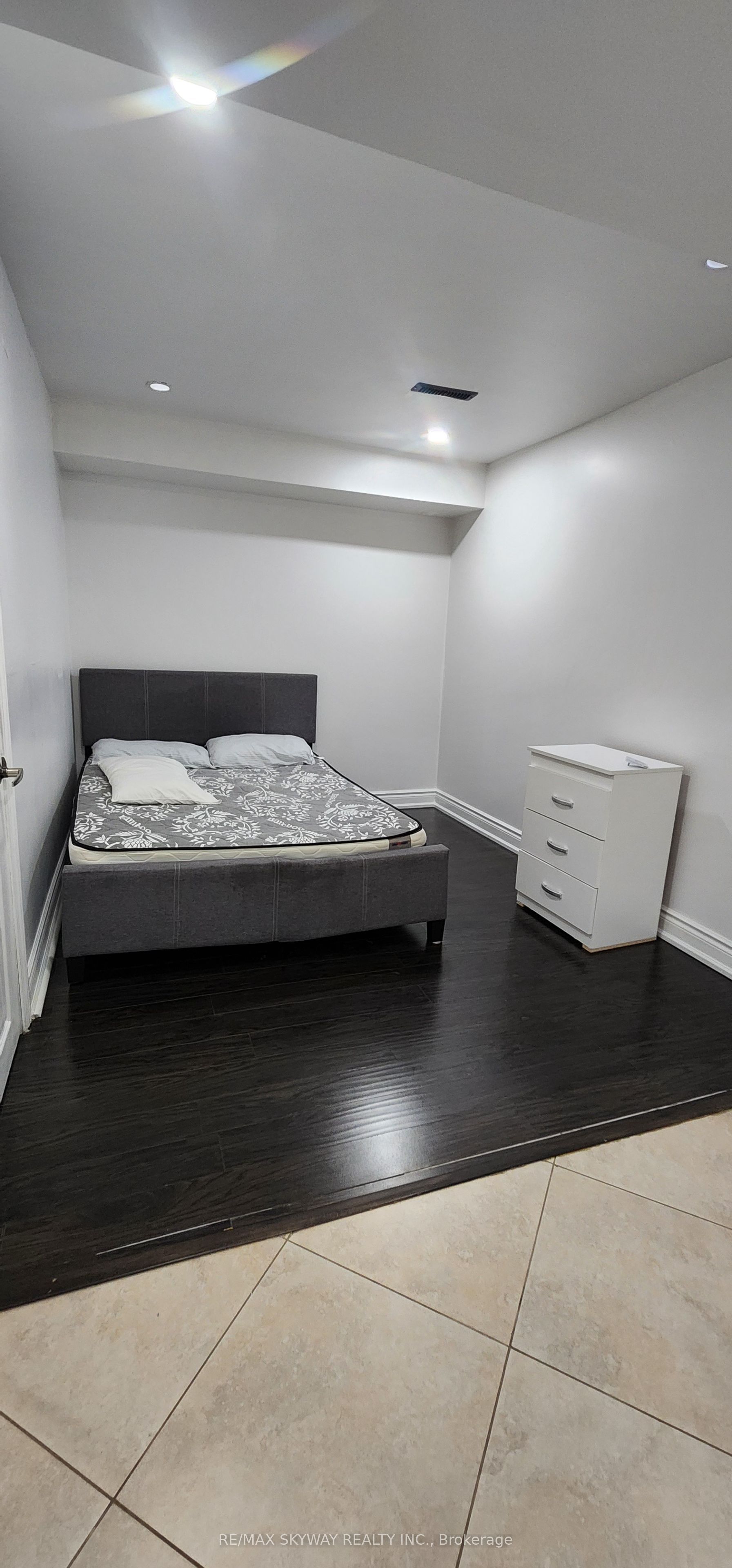 68 Cobblehill Crescent Property Photo 3