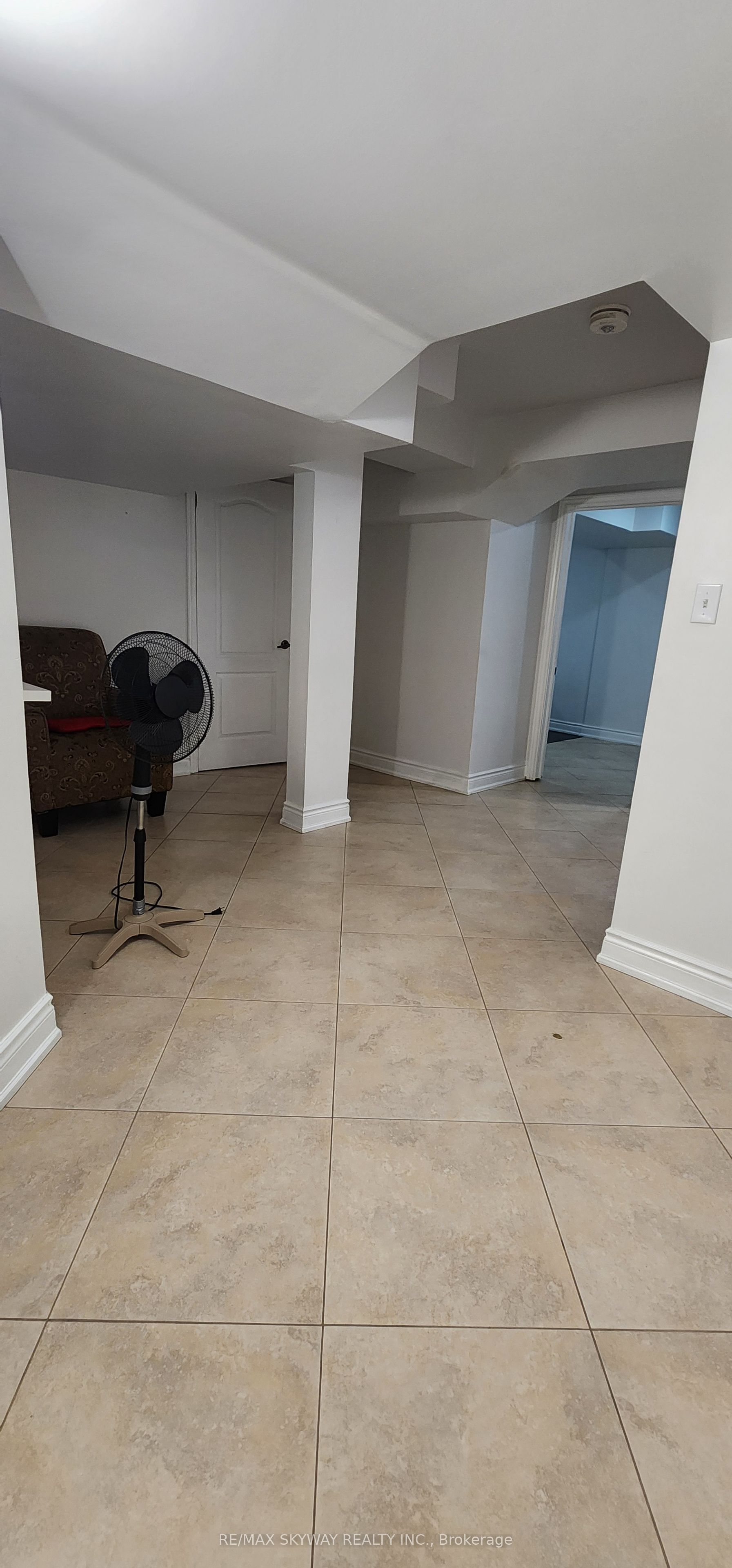 68 Cobblehill Crescent Property Photo 10
