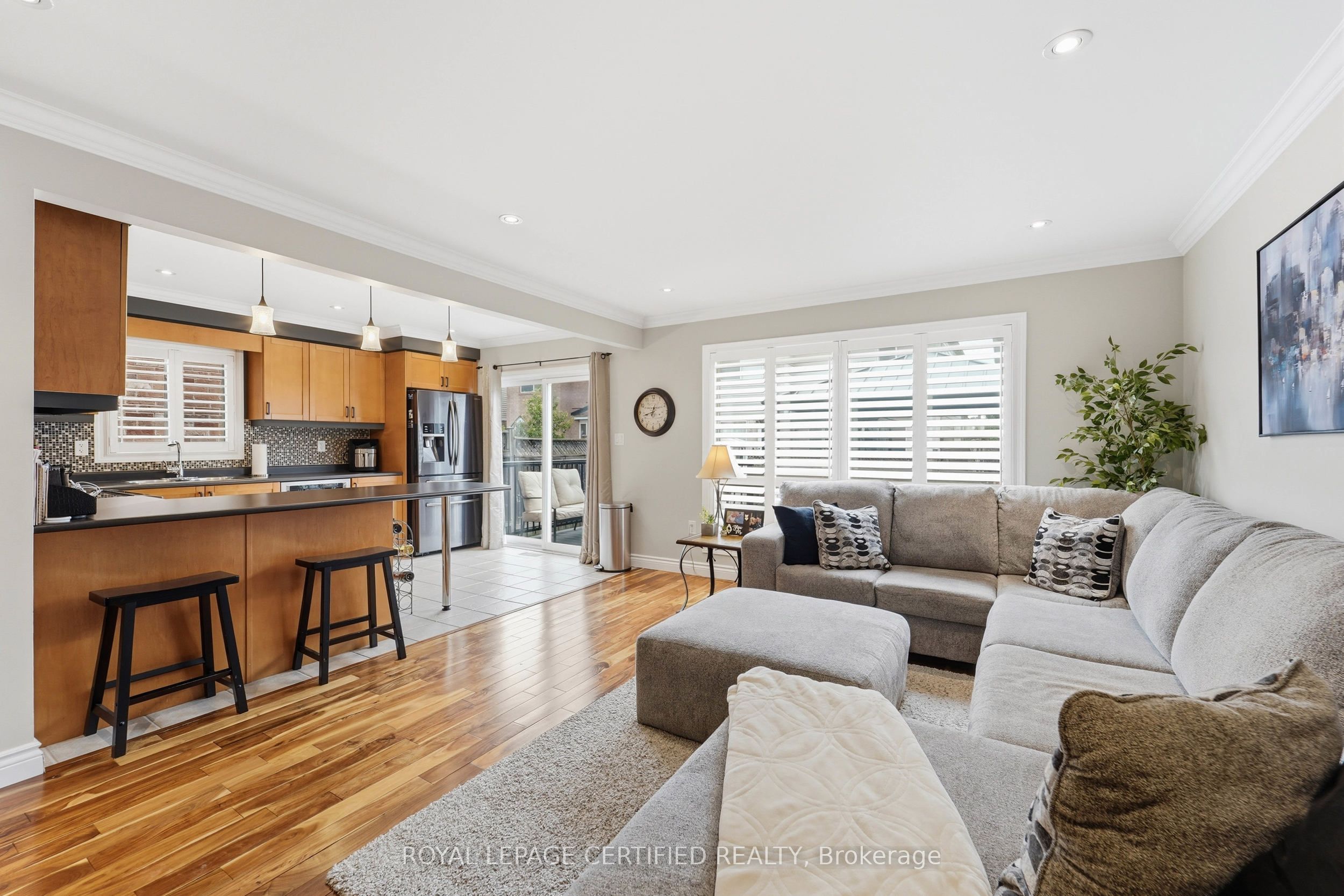1149 Barr Crescent Property Photo 12