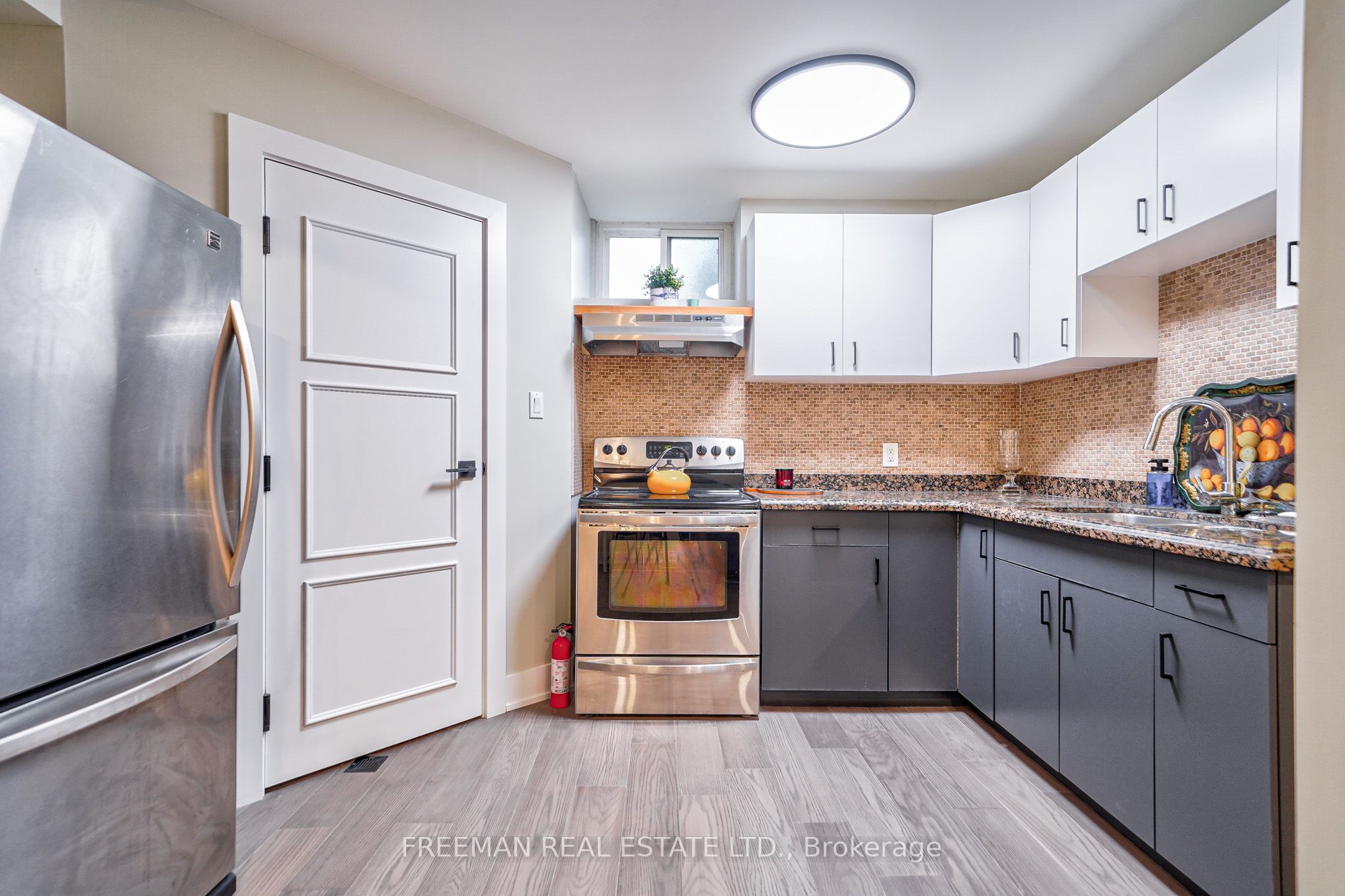 351 Windermere Avenue B Property Photo 9