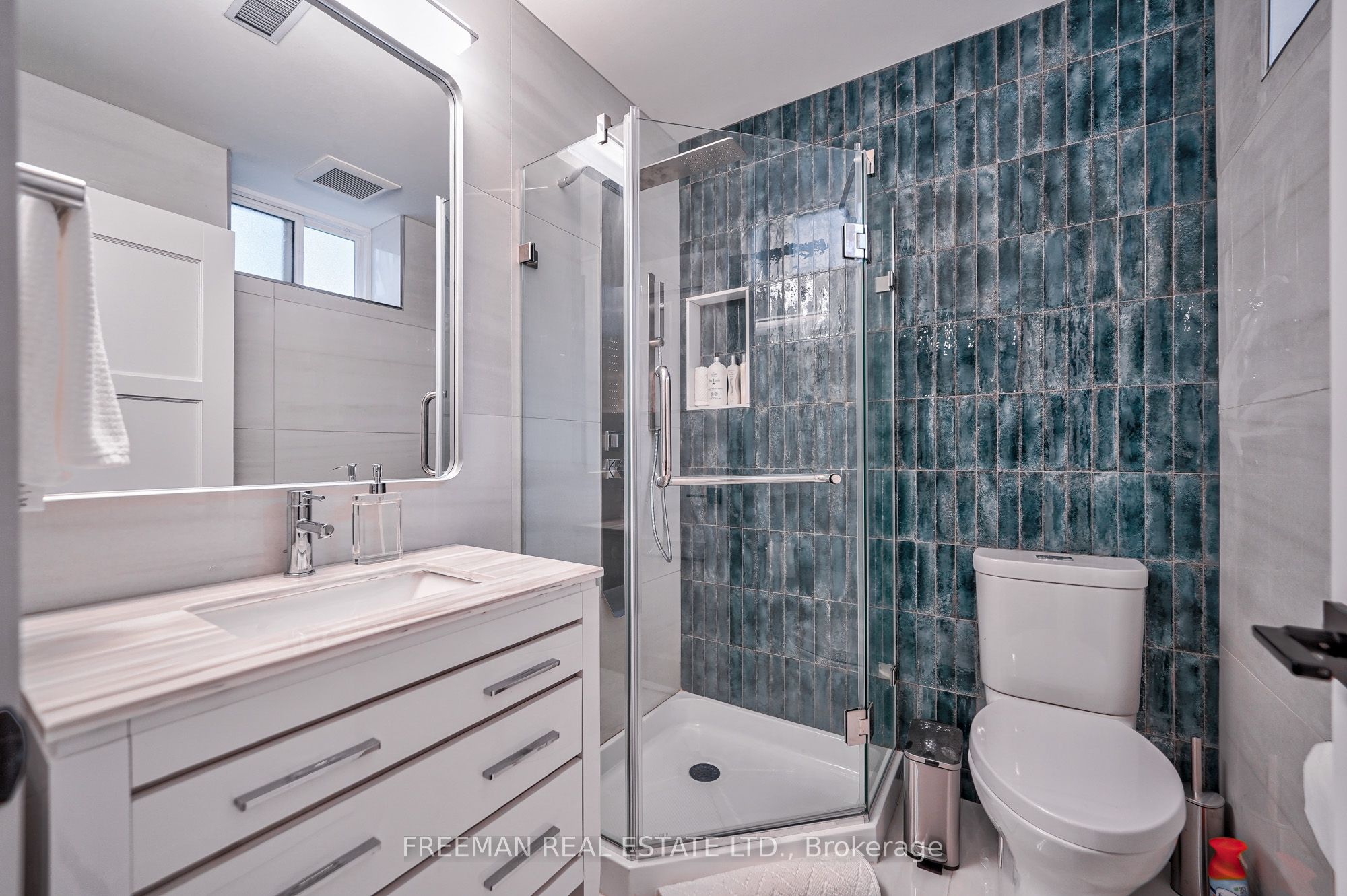 351 Windermere Avenue B Property Photo 17