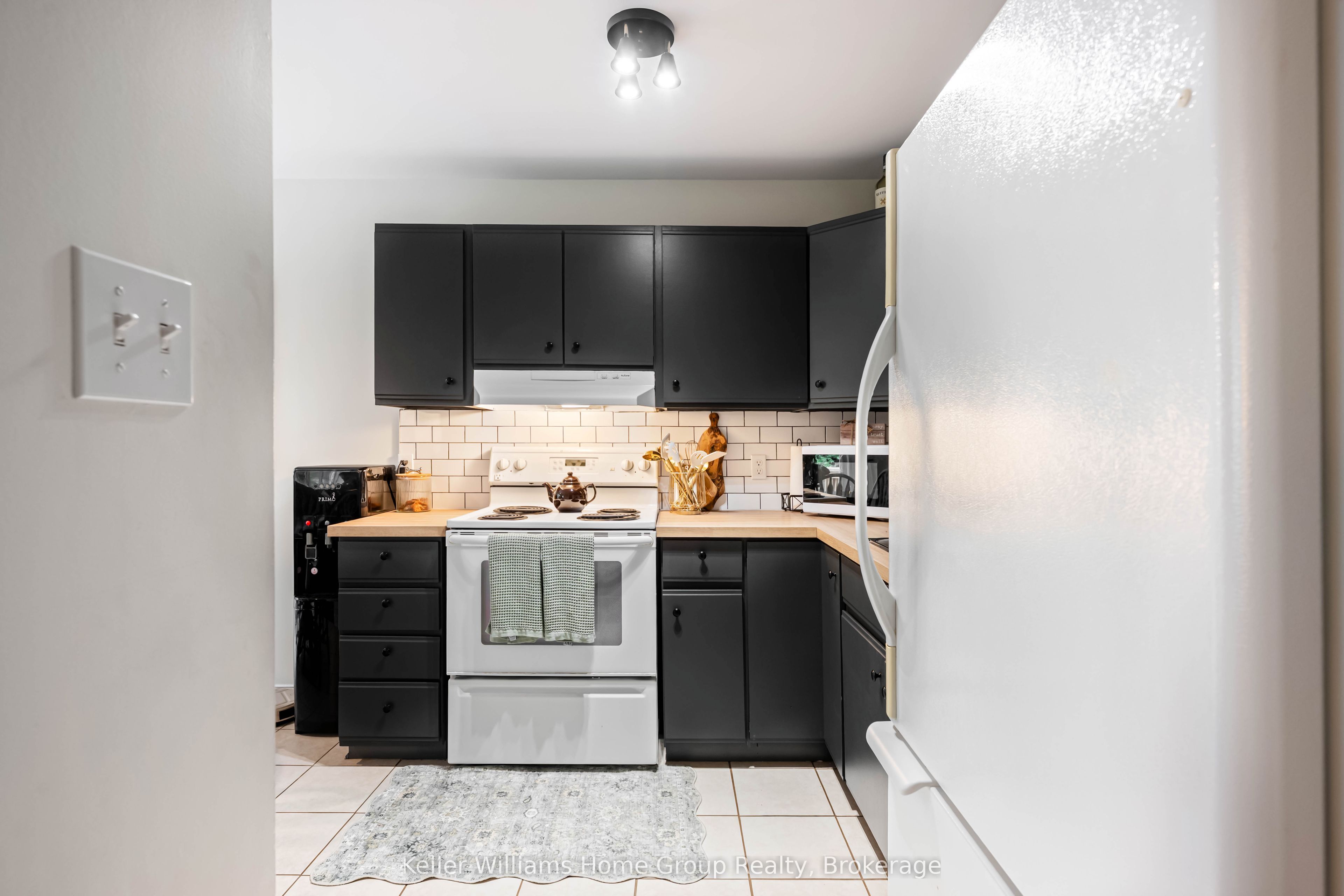 90 Lawrence Avenue 67 Property Photo 17